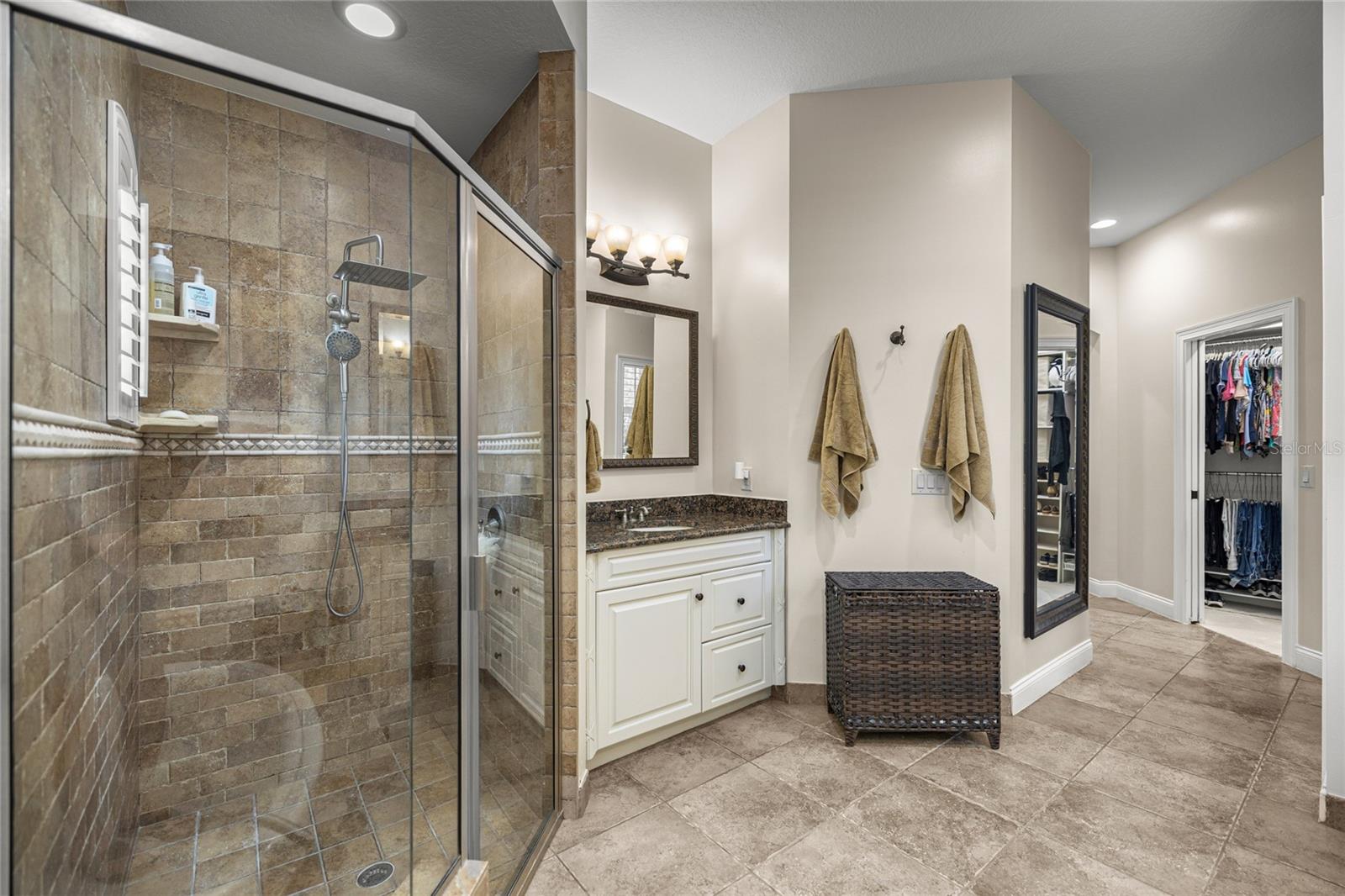 RLR GOLDEN OCALA UN 02 - Residential