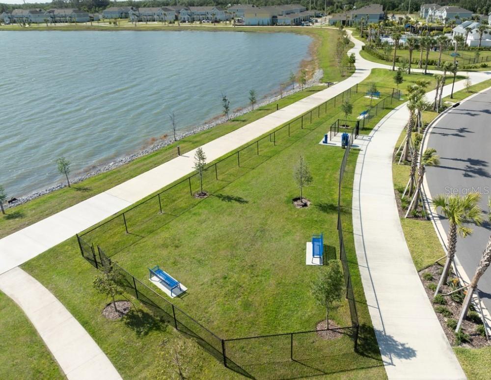 EMERALD LANDING AT WATERSIDE - Residential