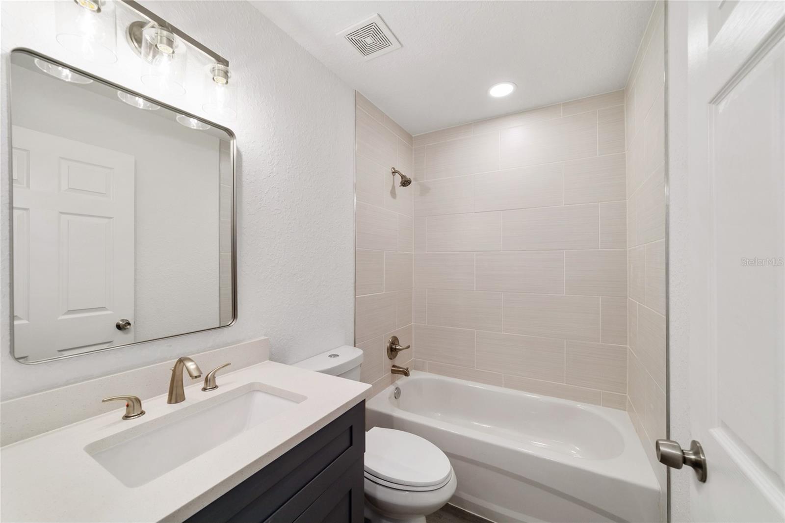 SABAL PARK - Residential