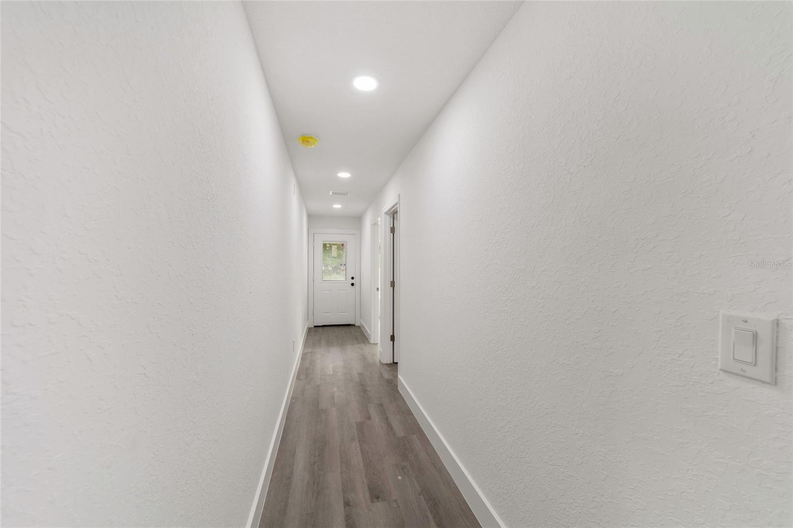 SABAL PARK - Residential
