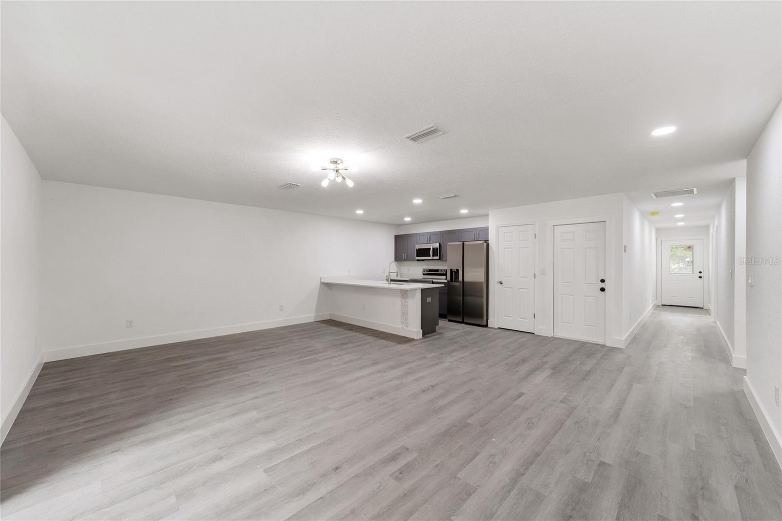 SABAL PARK - Residential