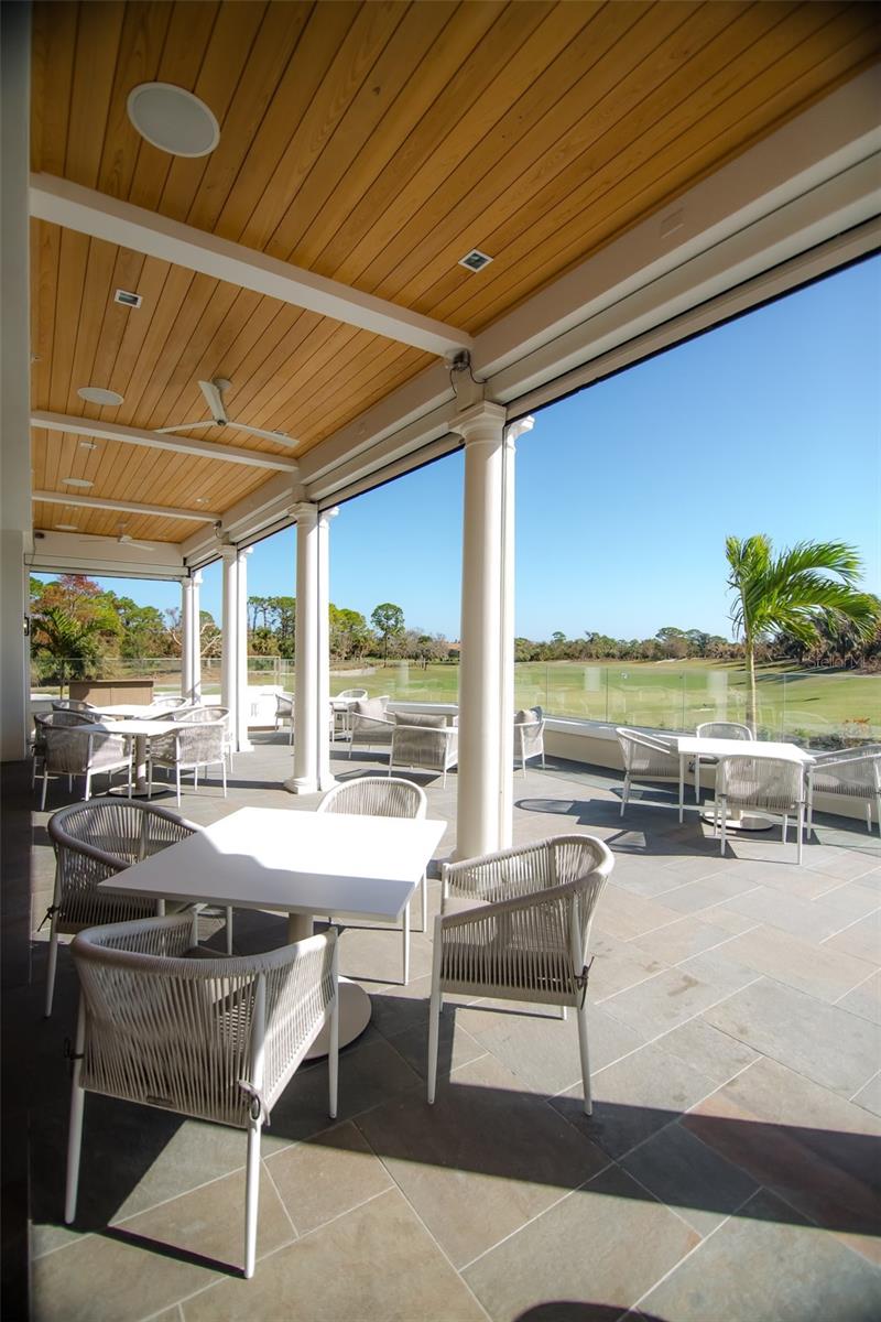 THE OAKS CLUB - Residential