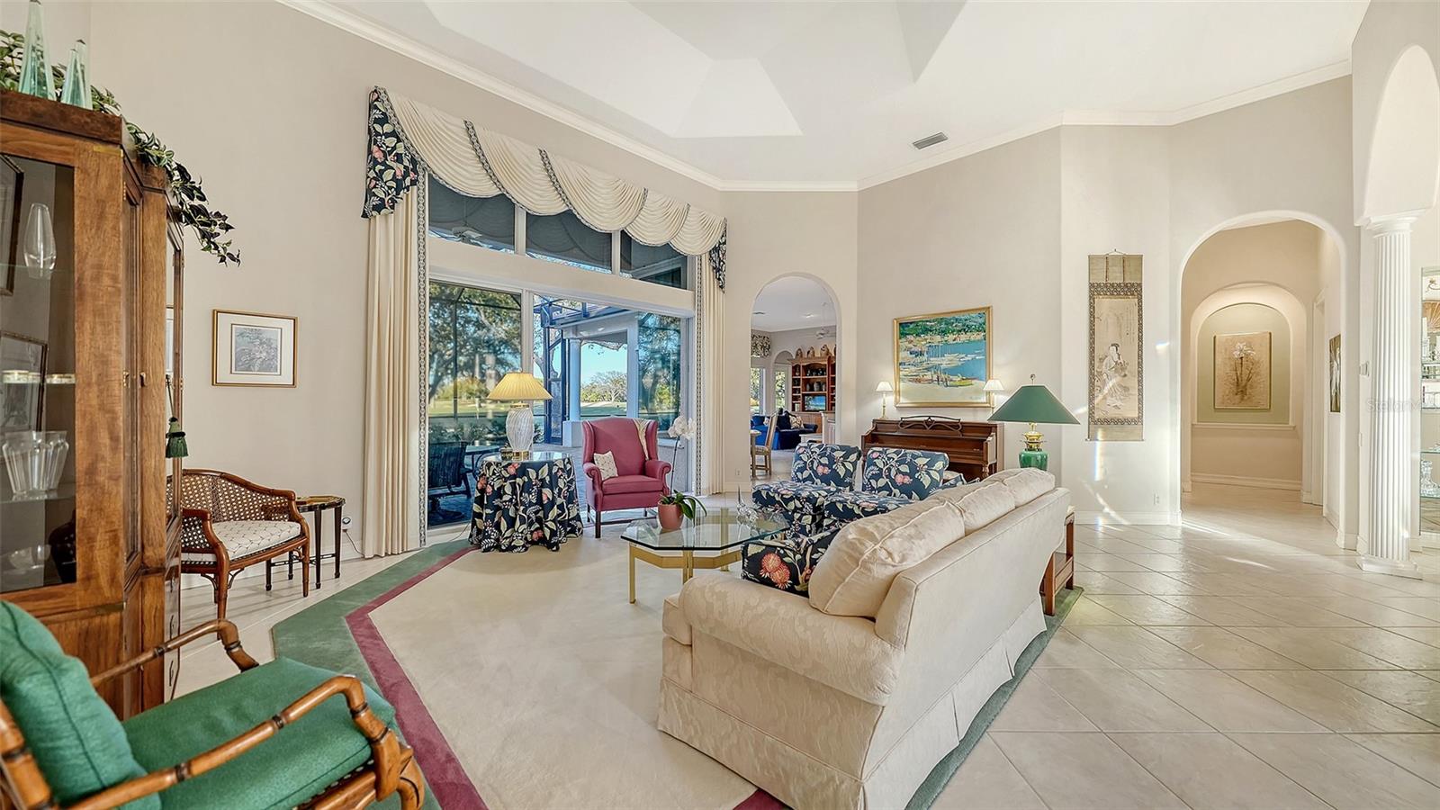 THE OAKS CLUB - Residential