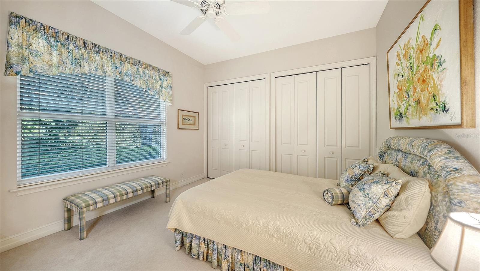 THE OAKS CLUB - Residential