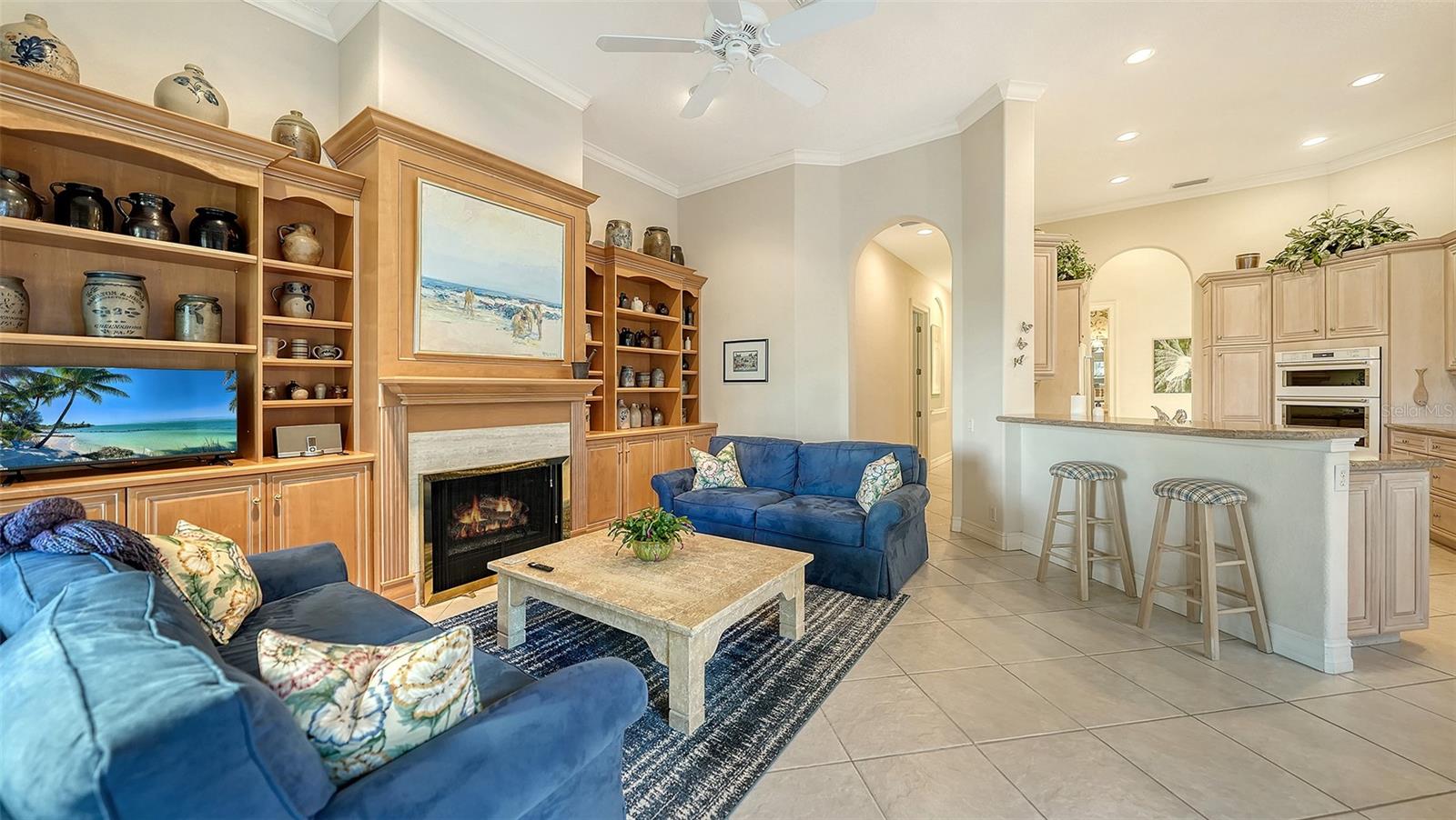 THE OAKS CLUB - Residential