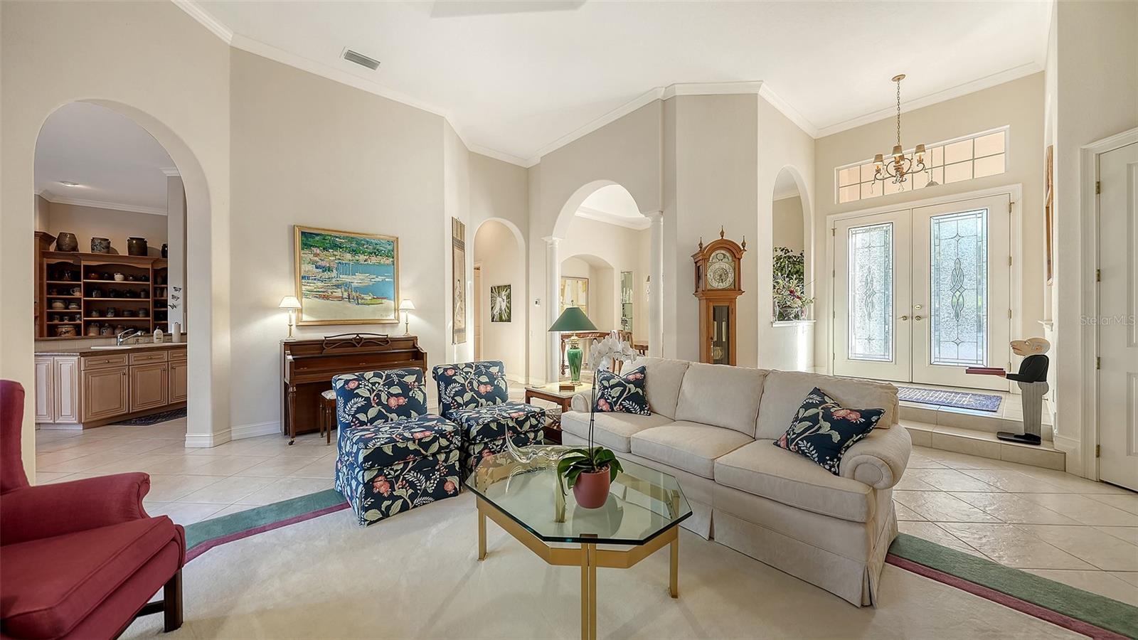 THE OAKS CLUB - Residential