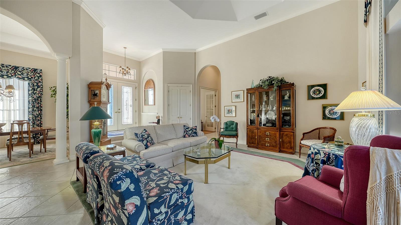 THE OAKS CLUB - Residential