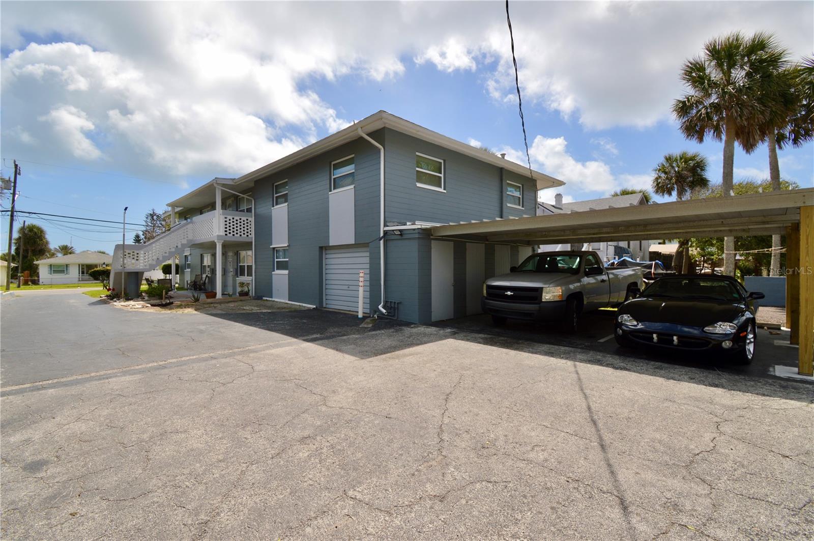 EAST DAYTONA - Residential Income