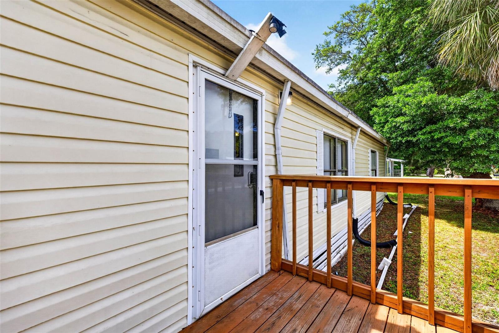 CHASSAHOWITZKA VILLAGE UNIT 03 UNREC - Residential Lease