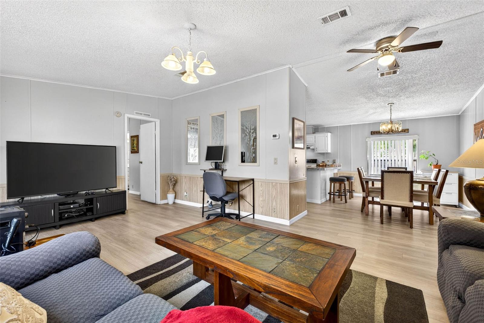 CHASSAHOWITZKA VILLAGE UNIT 03 UNREC - Residential Lease