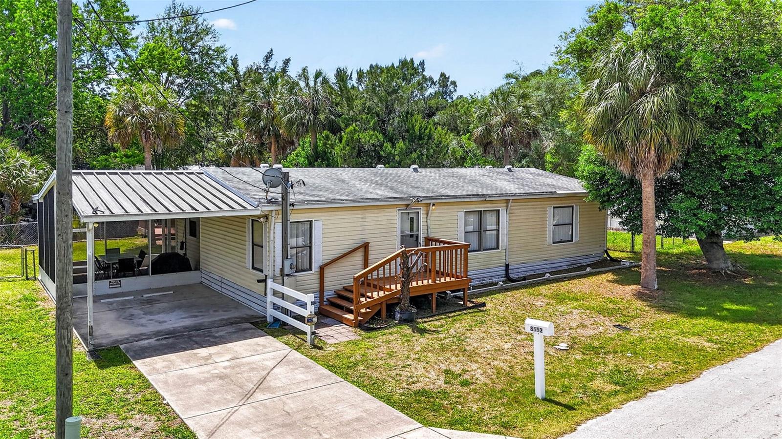 CHASSAHOWITZKA VILLAGE UNIT 03 UNREC - Residential Lease