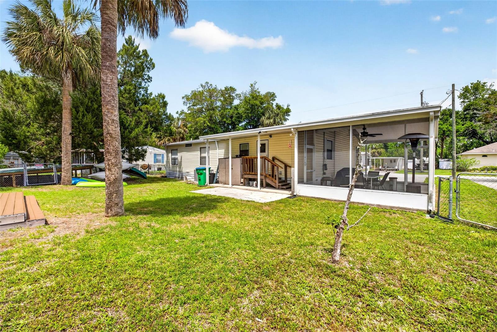 CHASSAHOWITZKA VILLAGE UNIT 03 UNREC - Residential Lease