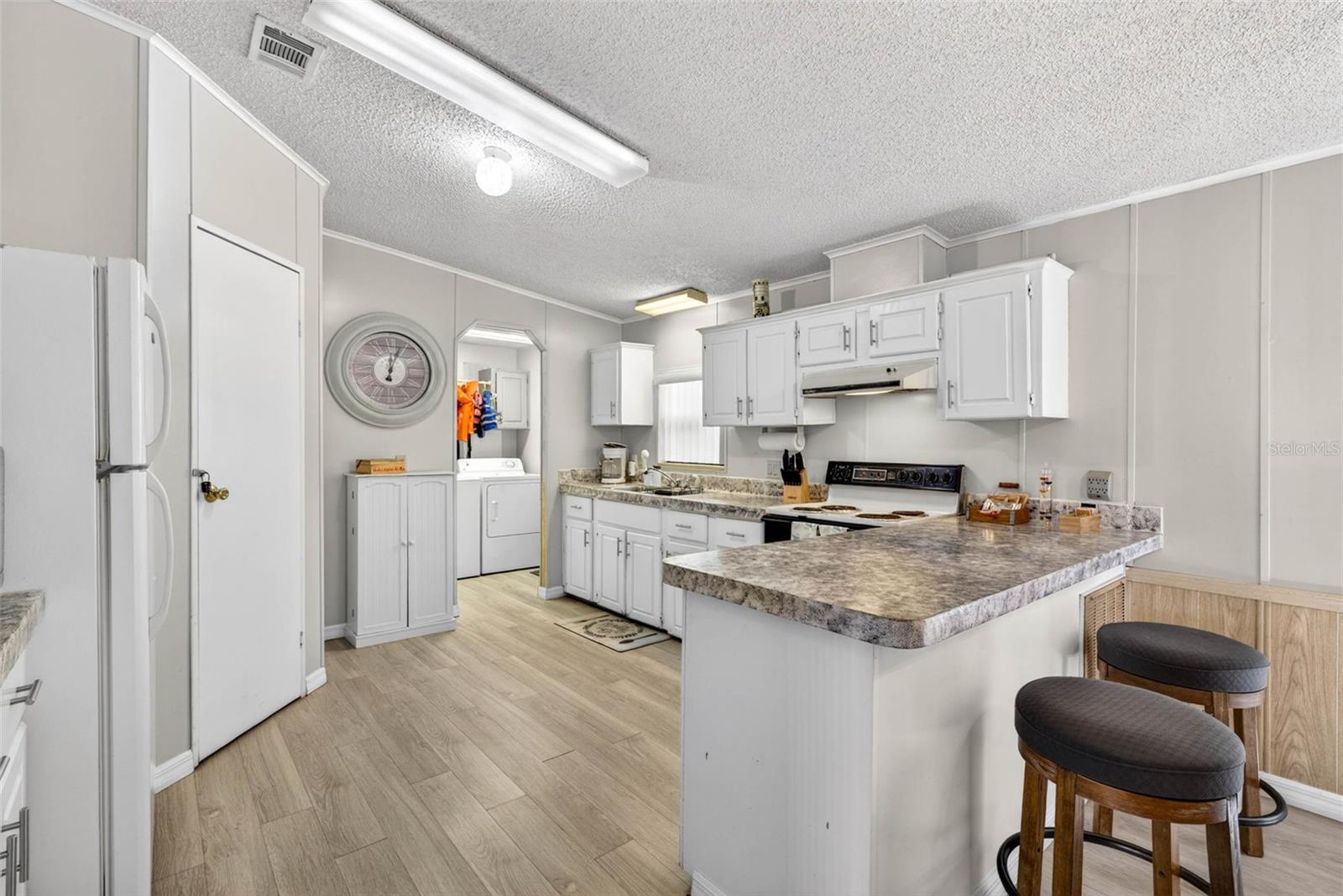 CHASSAHOWITZKA VILLAGE UNIT 03 UNREC - Residential Lease