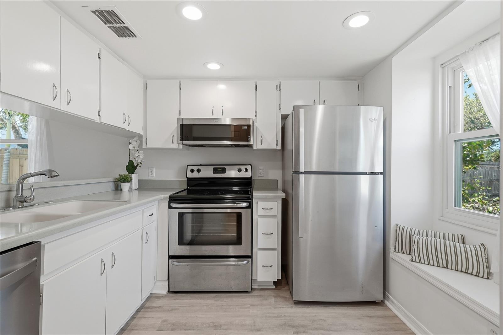 NORTHEAST VILLAS CONDO - Residential