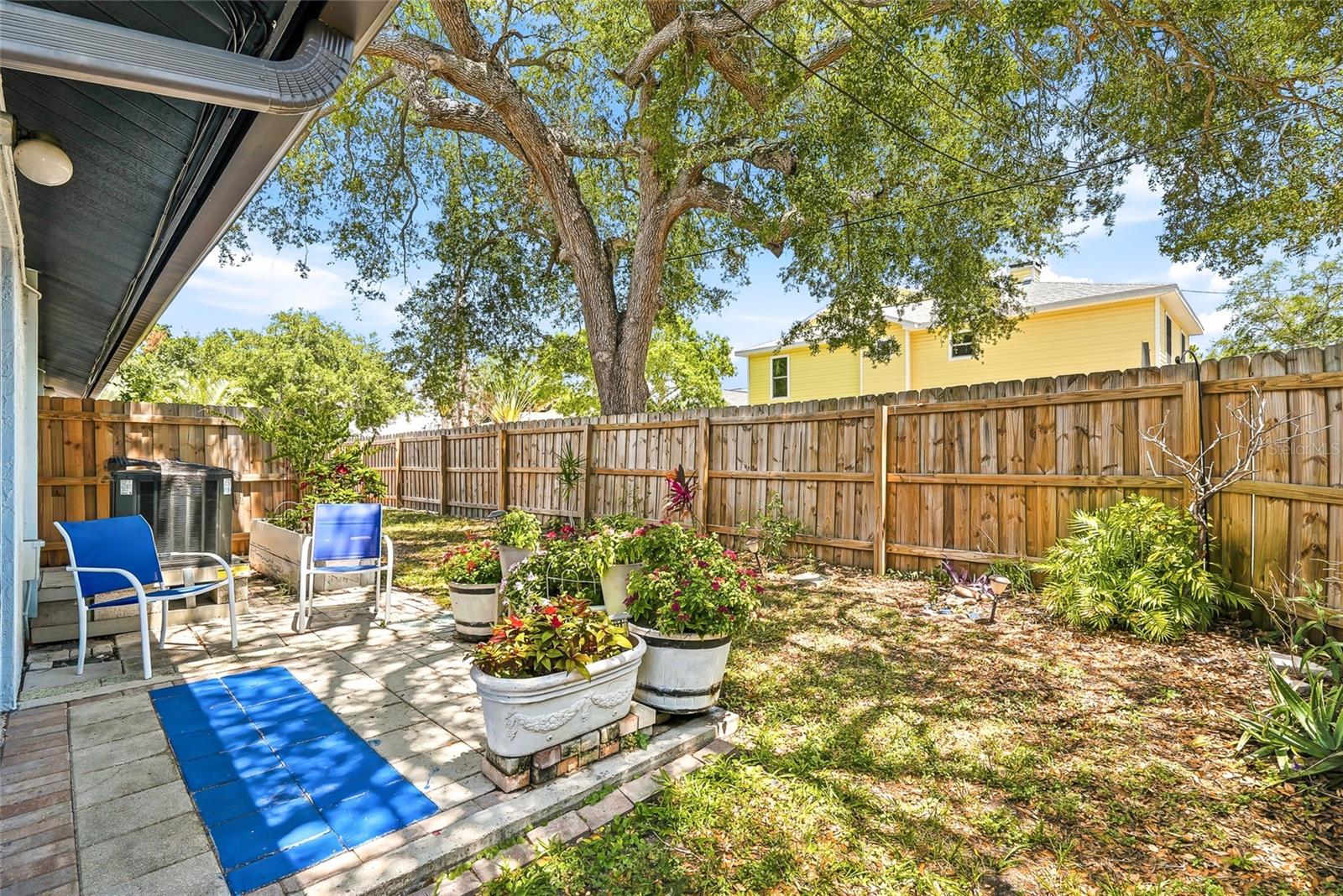 NORTHEAST VILLAS CONDO - Residential