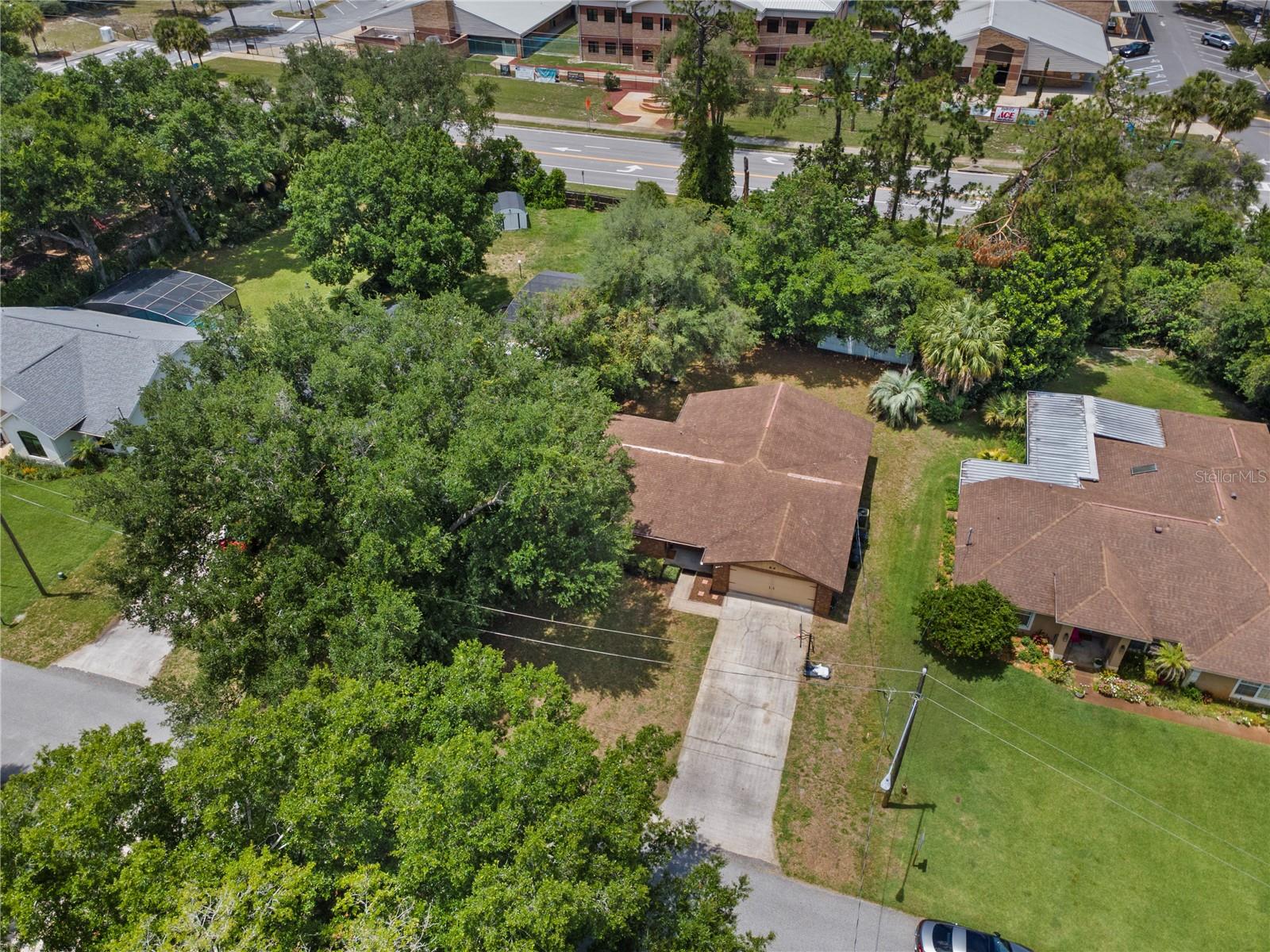 SURREY RUN - Residential