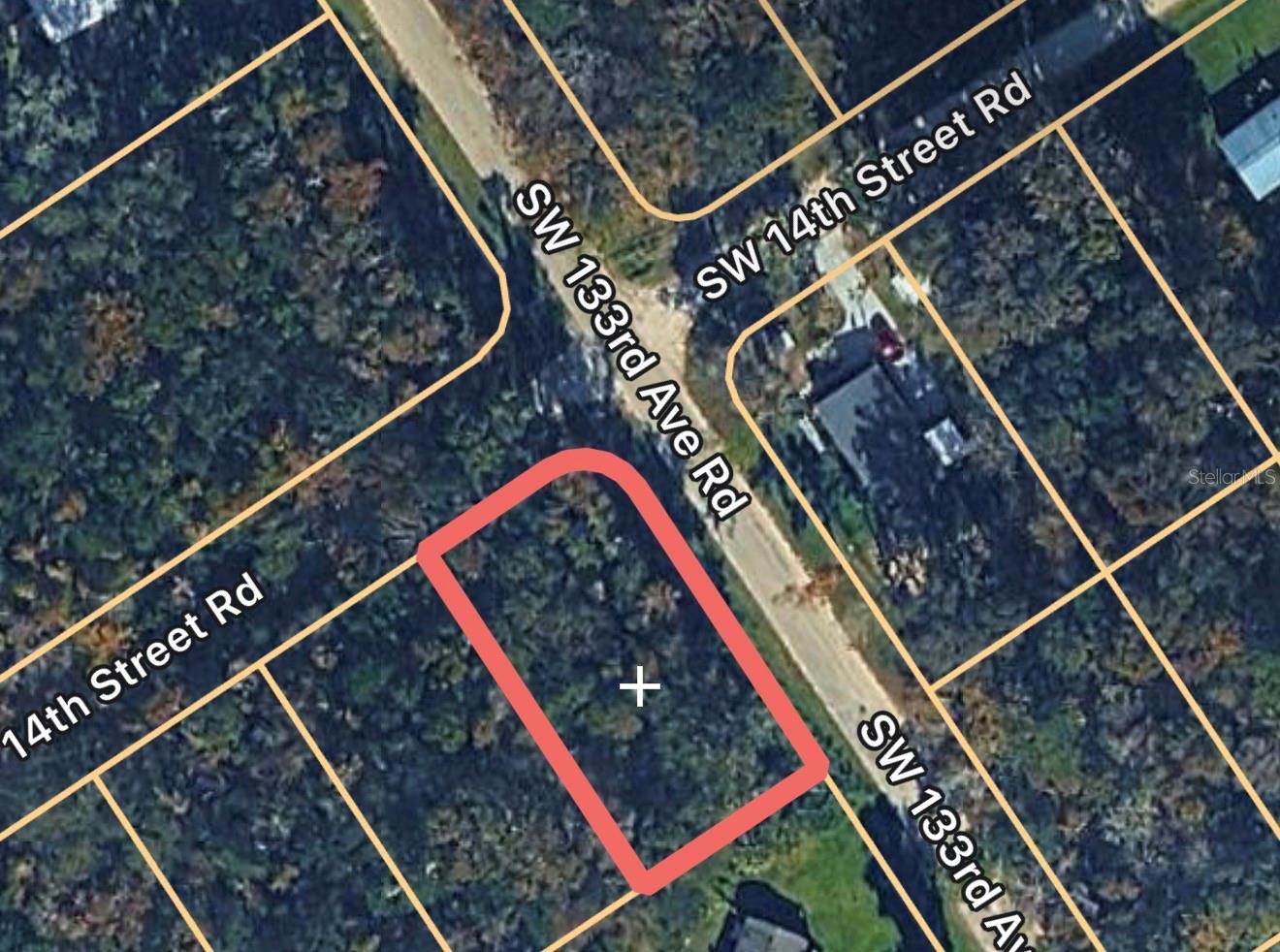 Great opportunity to own this 0.28-acre corner lot with R4 zoning, allowing for either a manufactured home or a site-built home. Located outside of a flood zone, this property offers flexibility for homeowners or investors. Conveniently situated just 15 minutes from the World Equestrian Center and 15 minutes from Rainbow Springs, with easy access to shopping, dining, and outdoor recreation. An excellent location to build now or invest for the future.