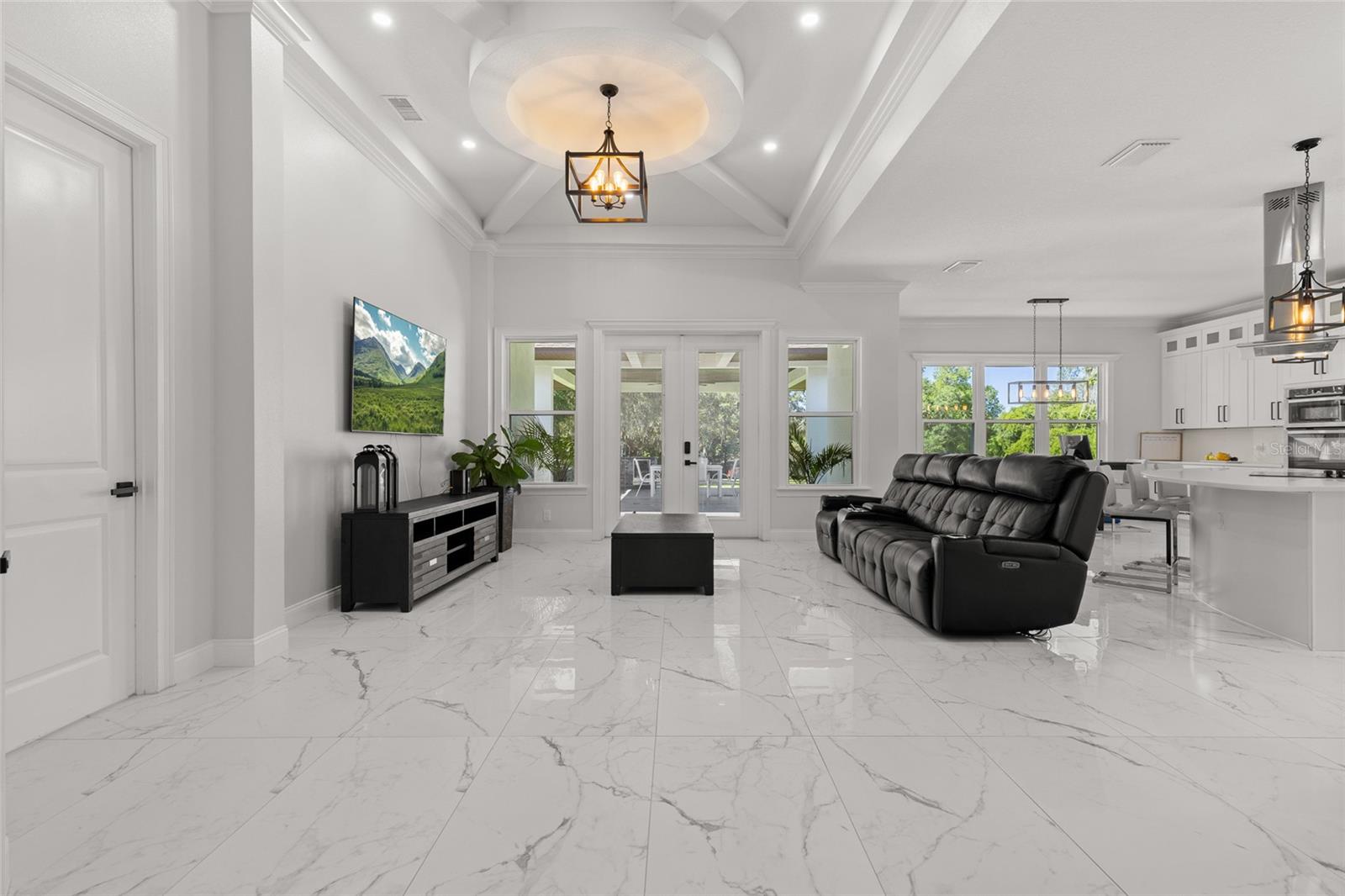 PARADISE HEIGHTS - Residential