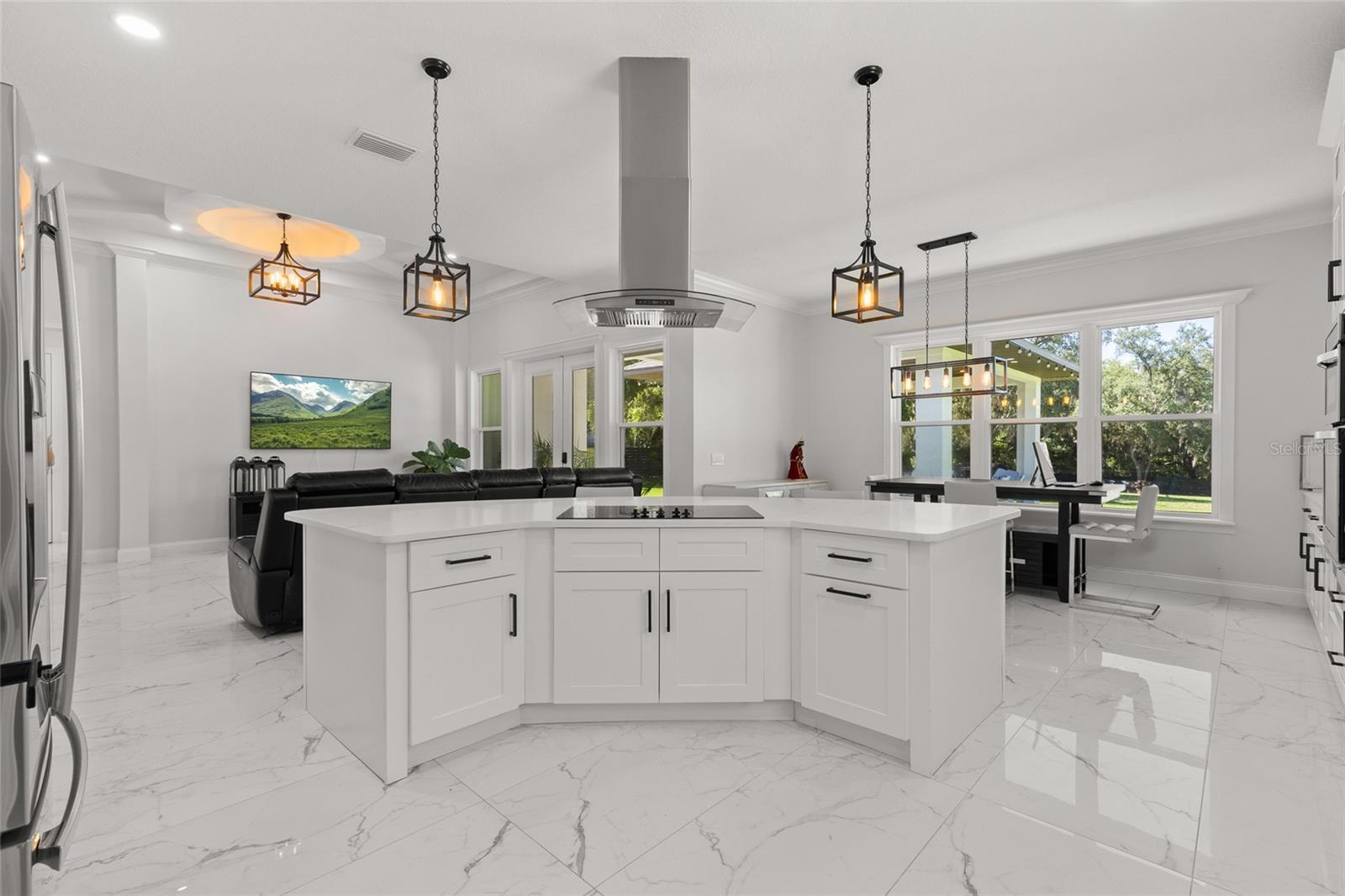 PARADISE HEIGHTS - Residential