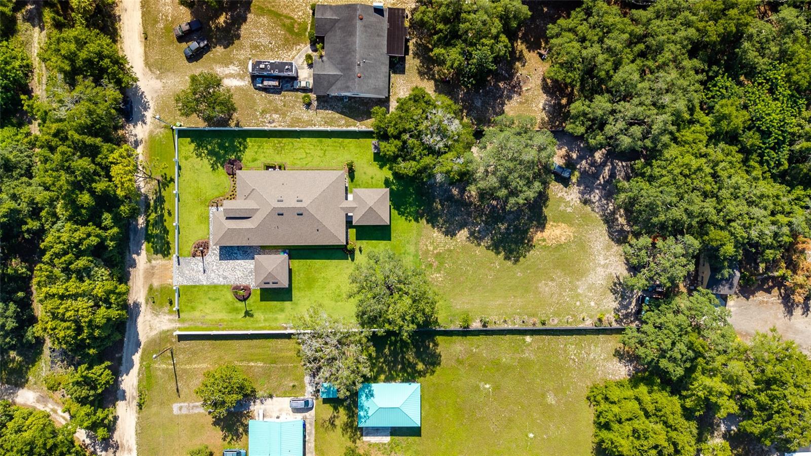 PARADISE HEIGHTS - Residential