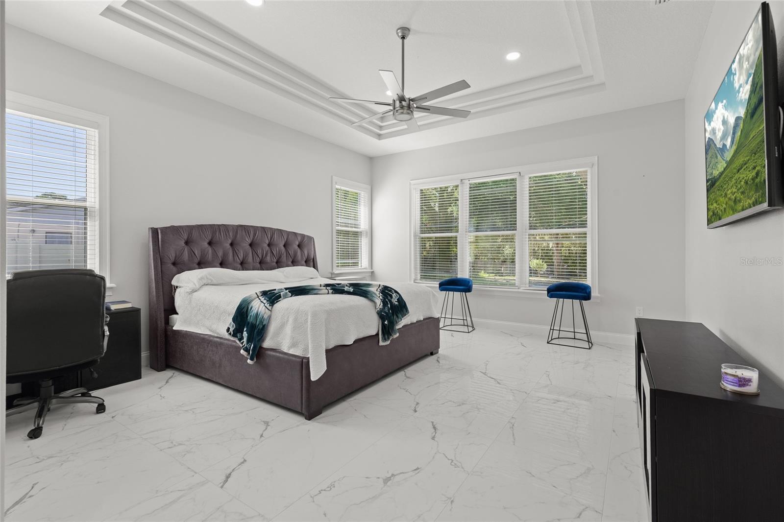 PARADISE HEIGHTS - Residential
