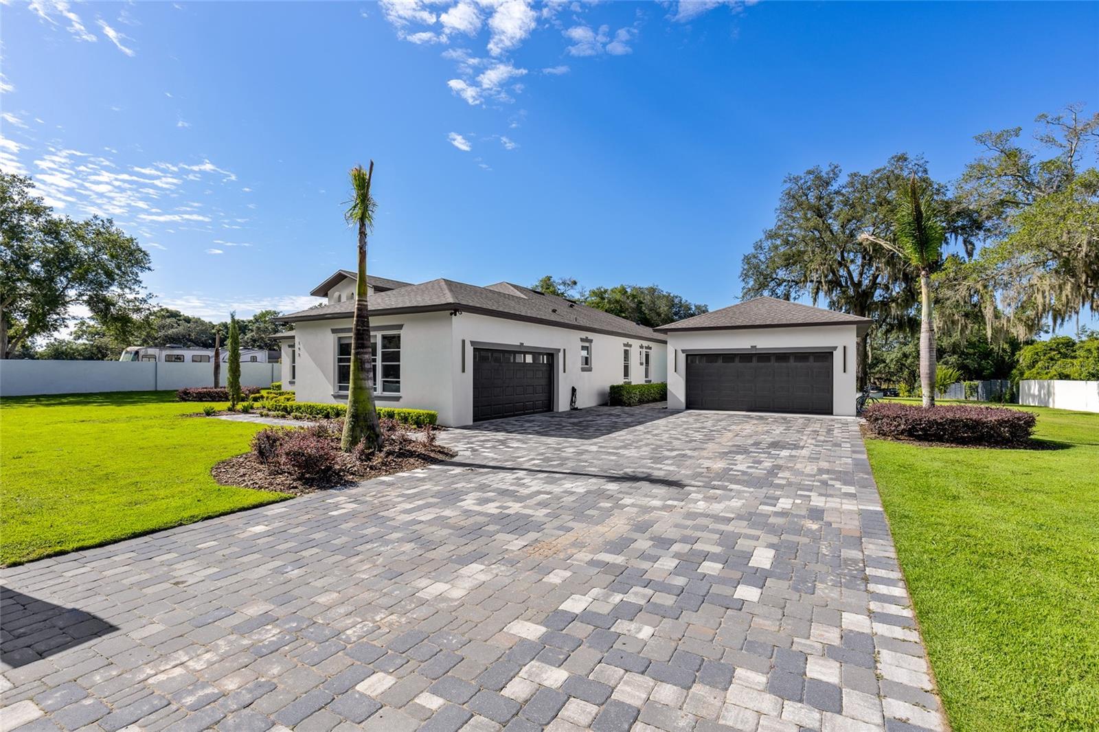 PARADISE HEIGHTS - Residential