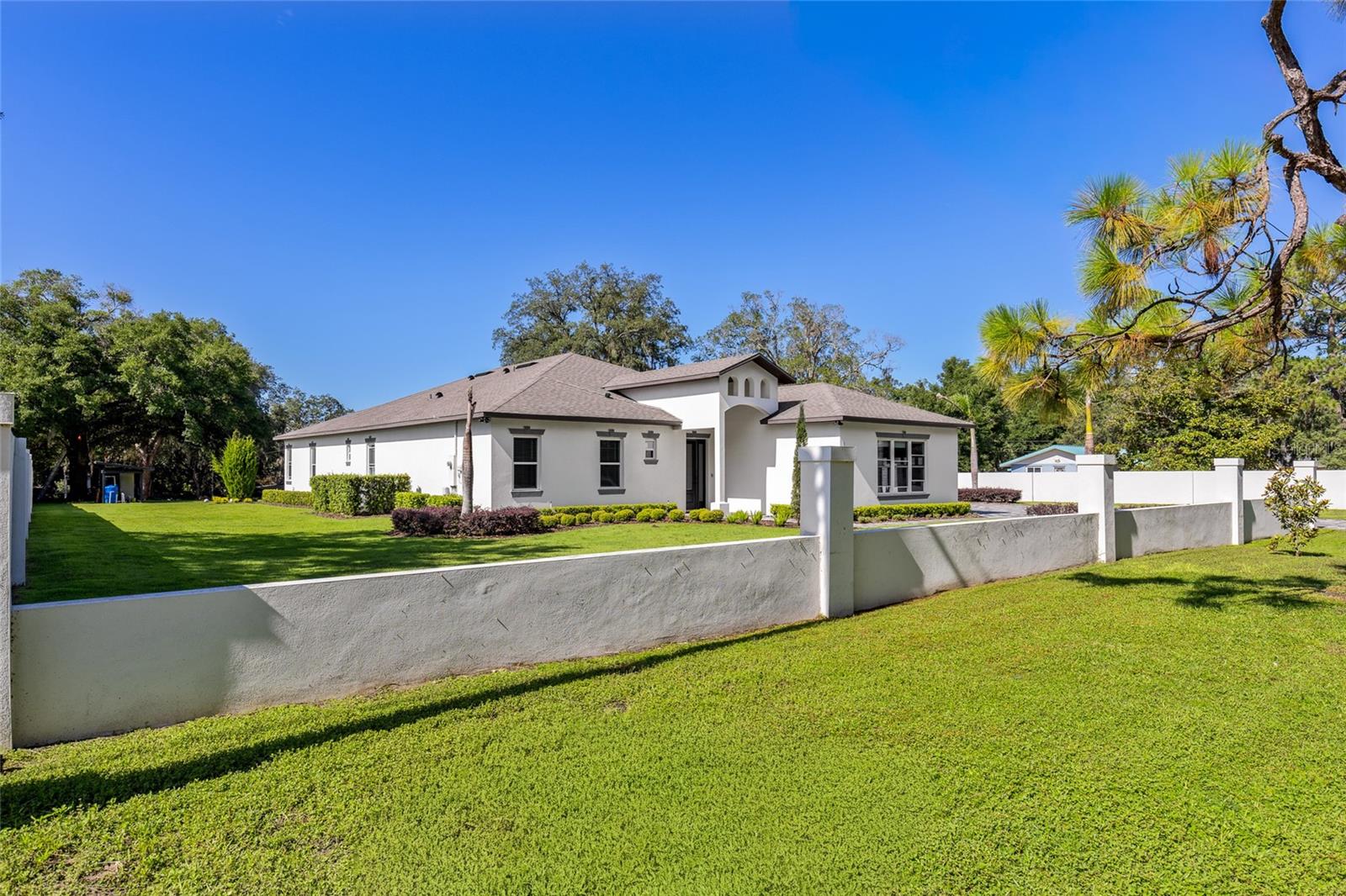 PARADISE HEIGHTS - Residential