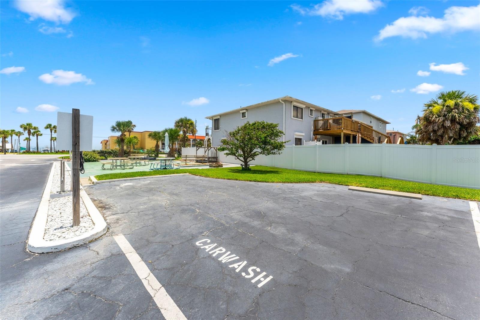 MARINERS COVE CONDO - Residential