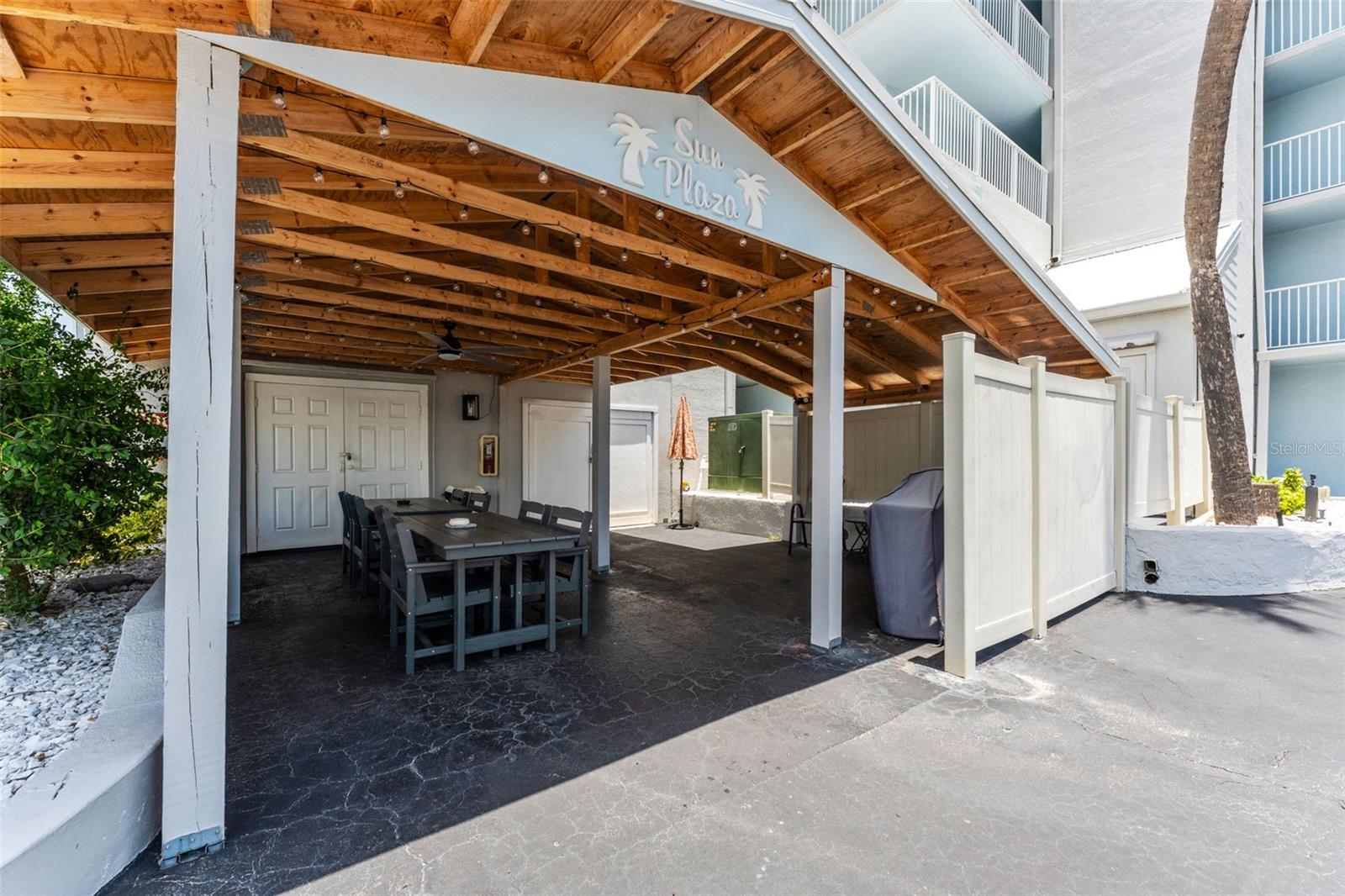 MARINERS COVE CONDO - Residential