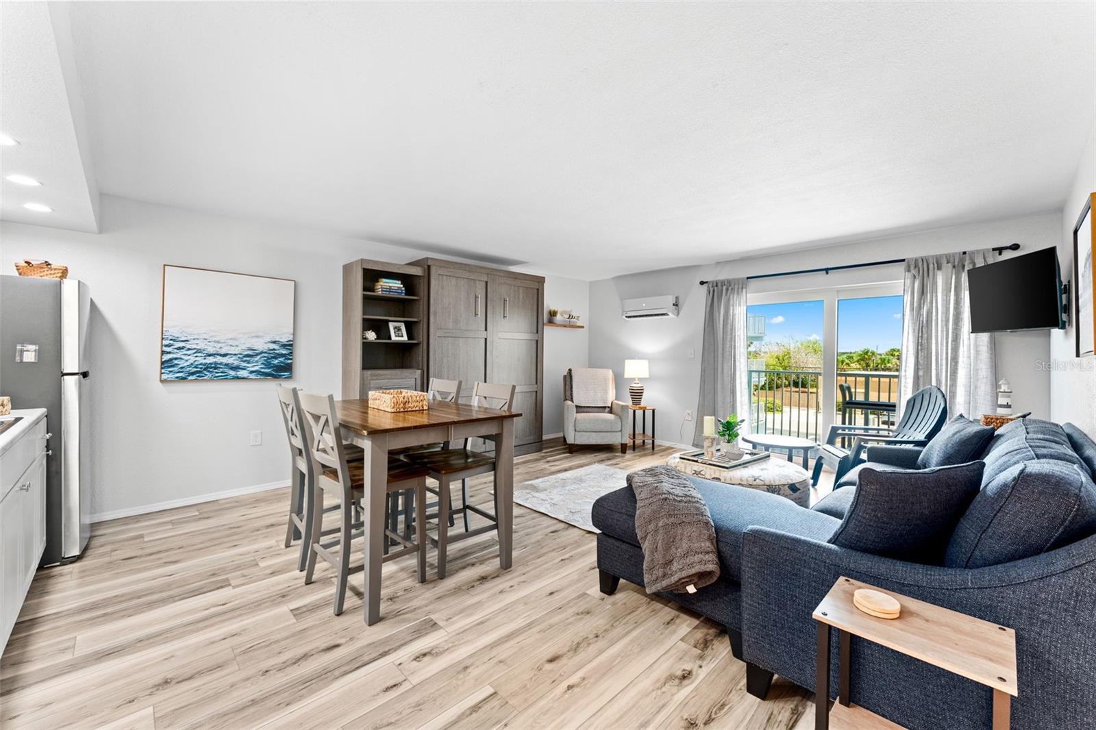 MARINERS COVE CONDO - Residential