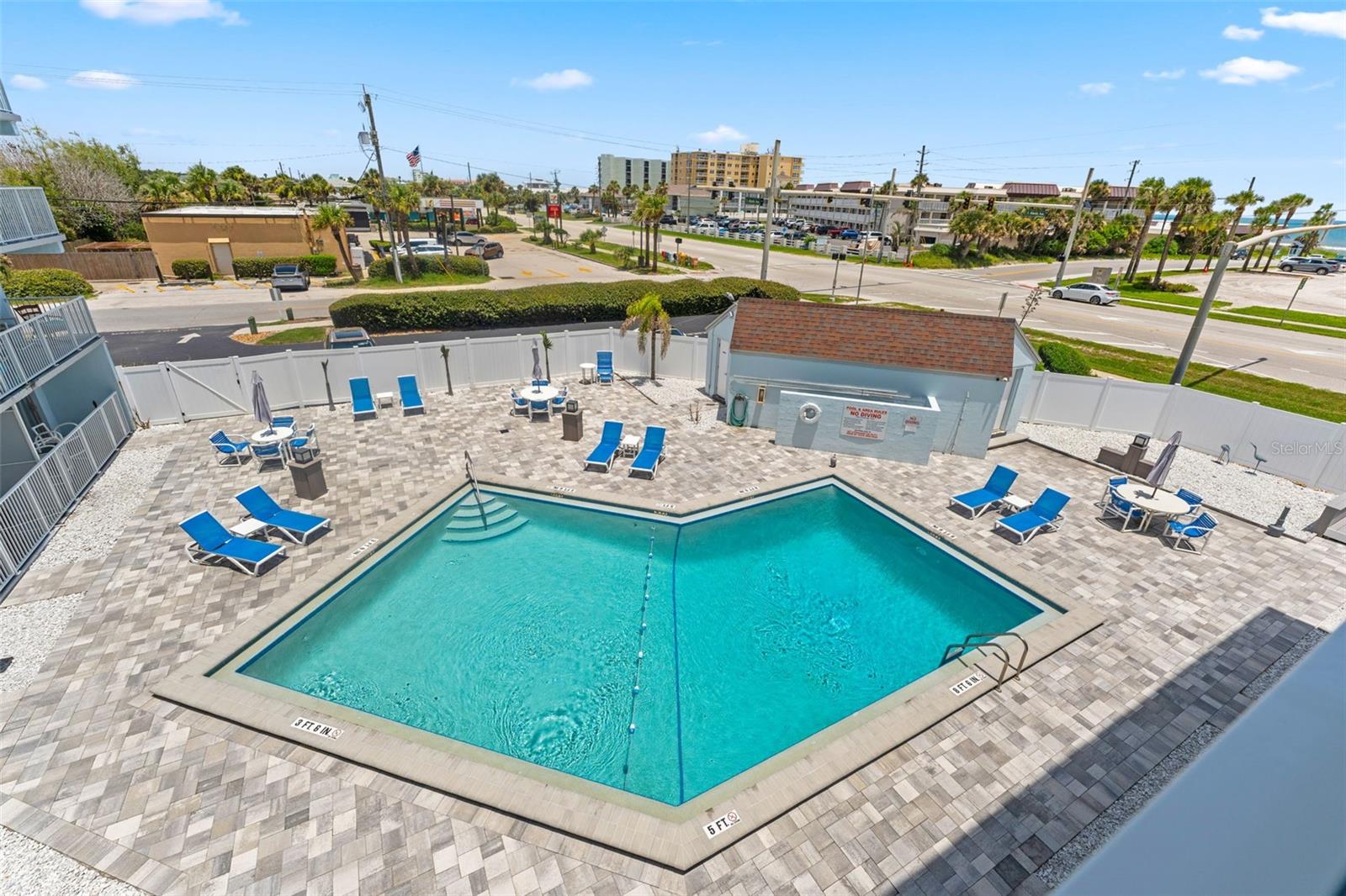 MARINERS COVE CONDO - Residential