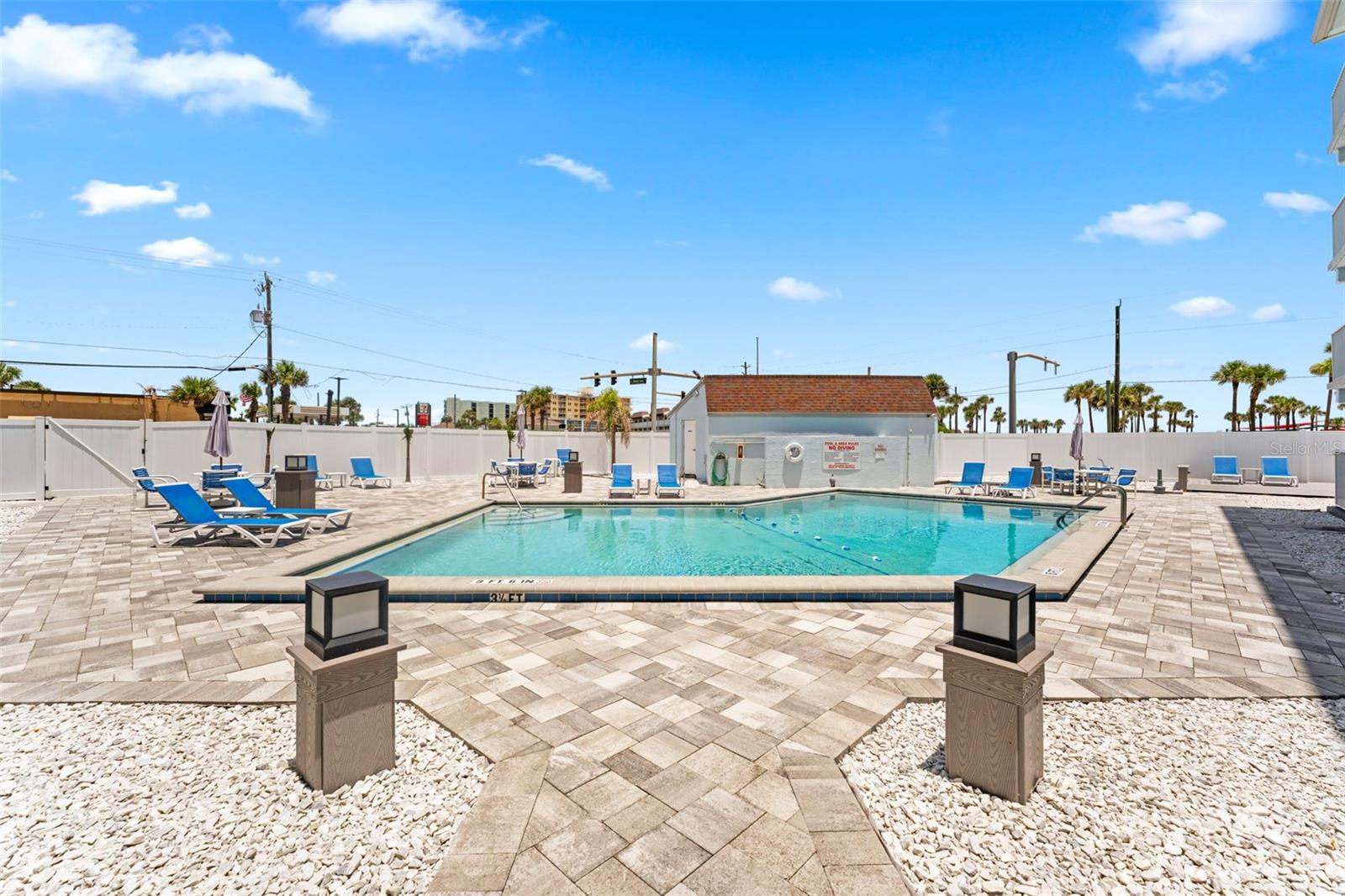 MARINERS COVE CONDO - Residential