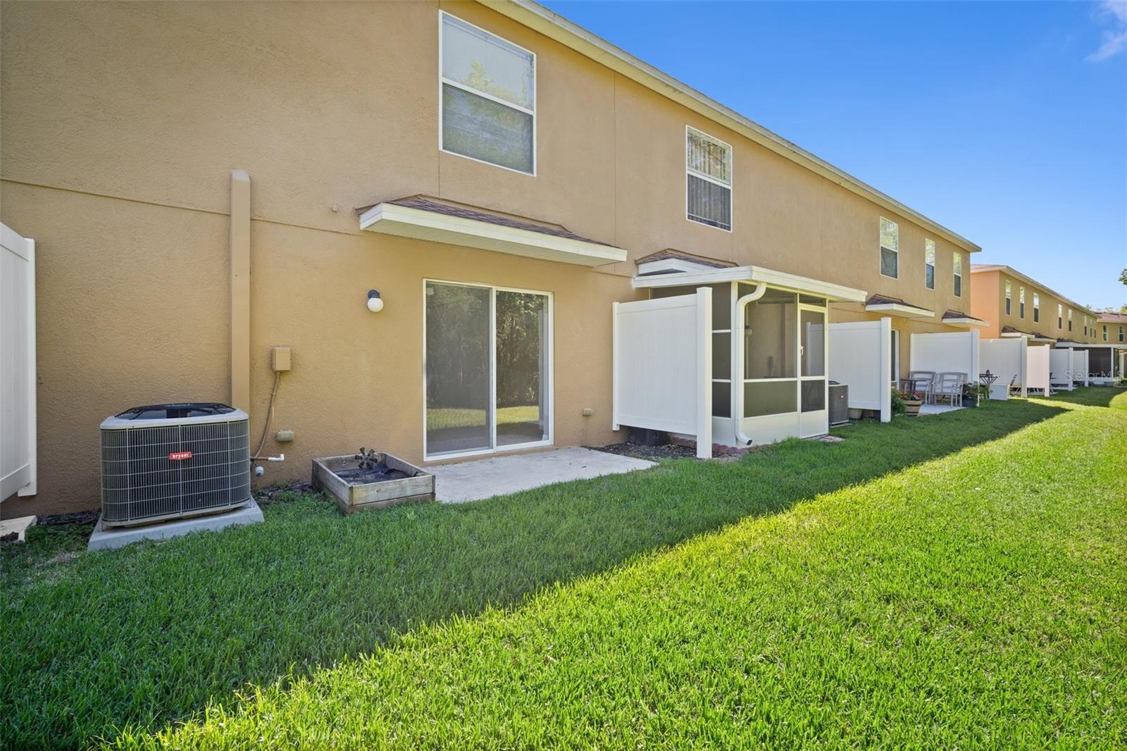 EDGEWATER AT GRAND OAKS PH 02 - Residential
