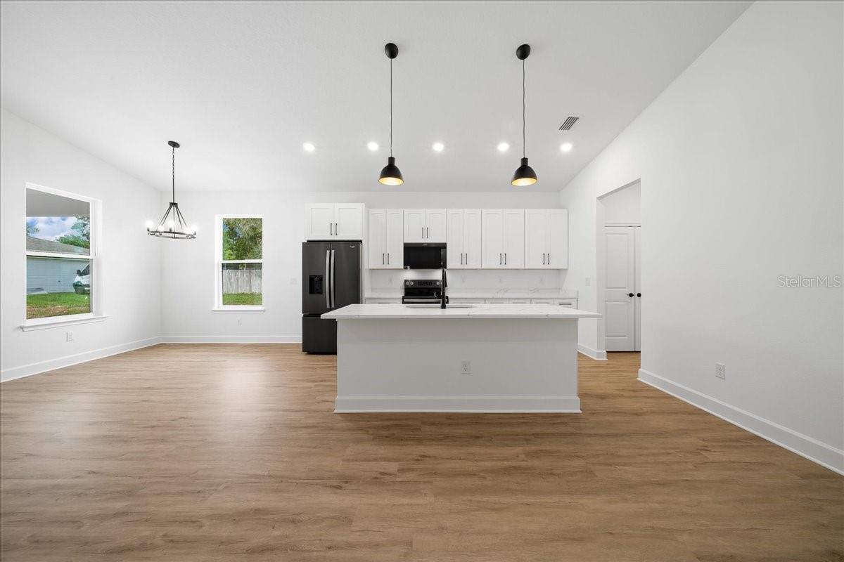 SPRING HILL - Residential