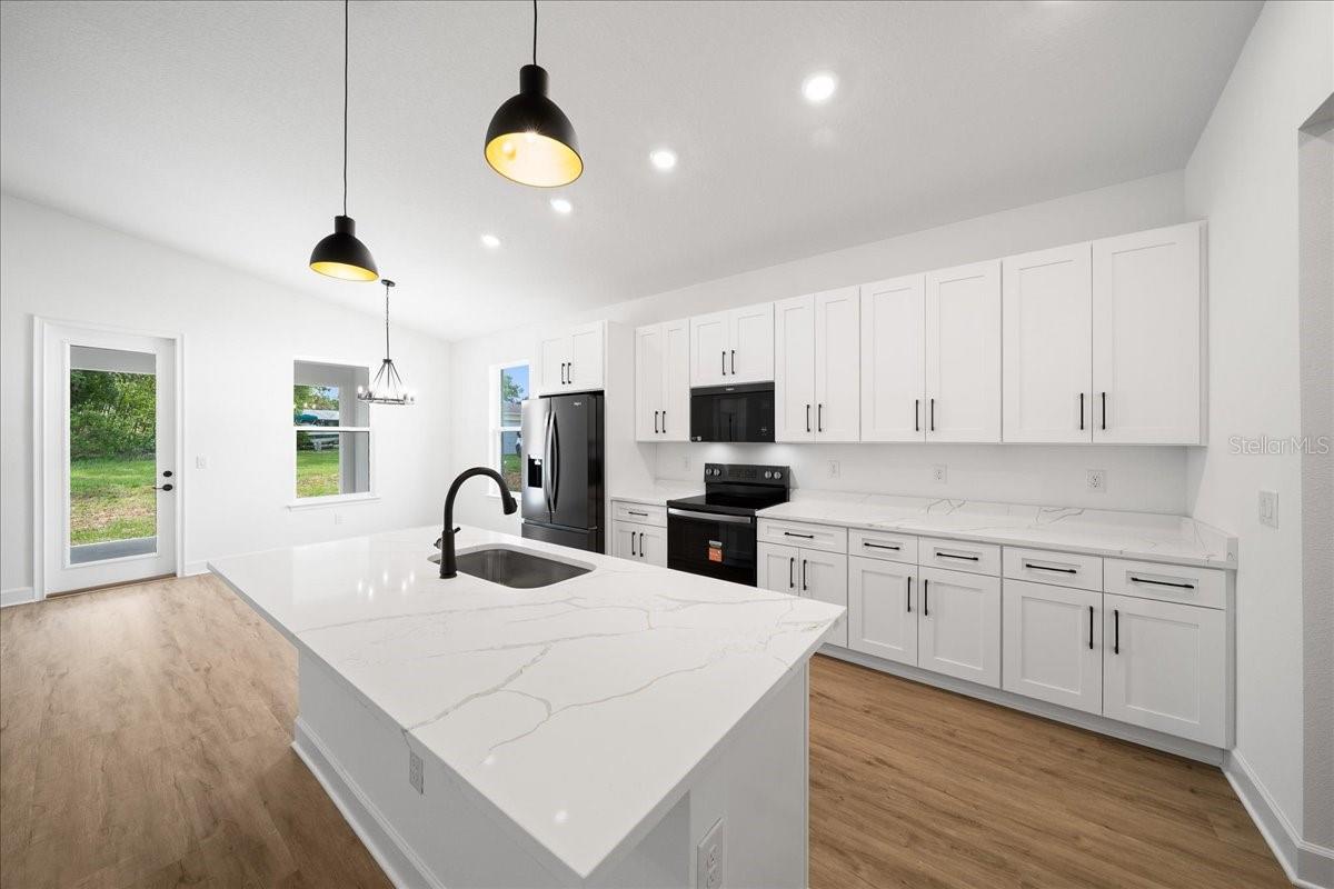 SPRING HILL - Residential