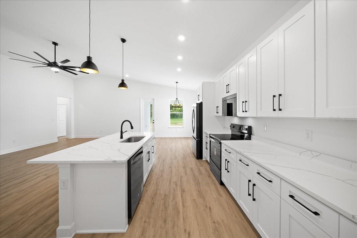 SPRING HILL - Residential