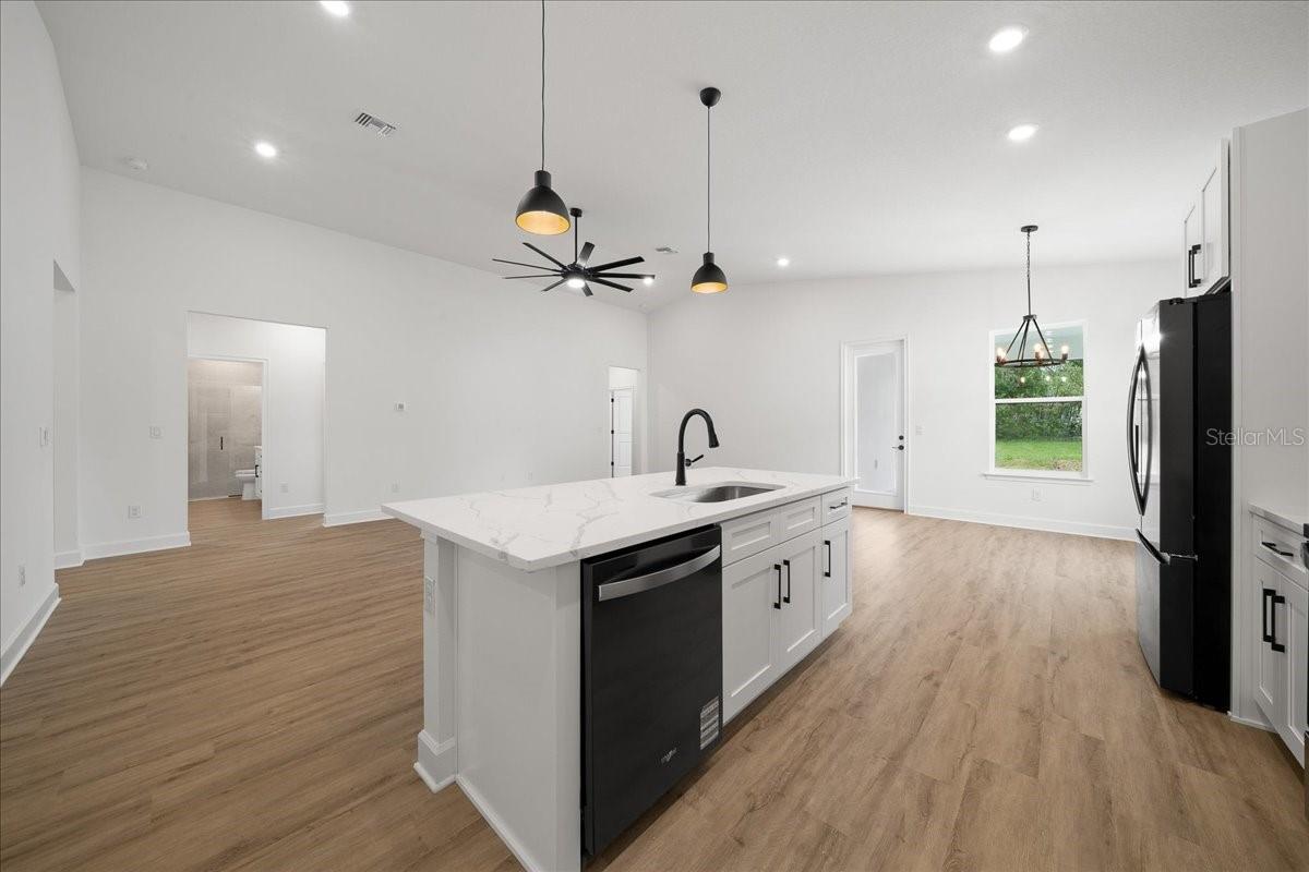 SPRING HILL - Residential