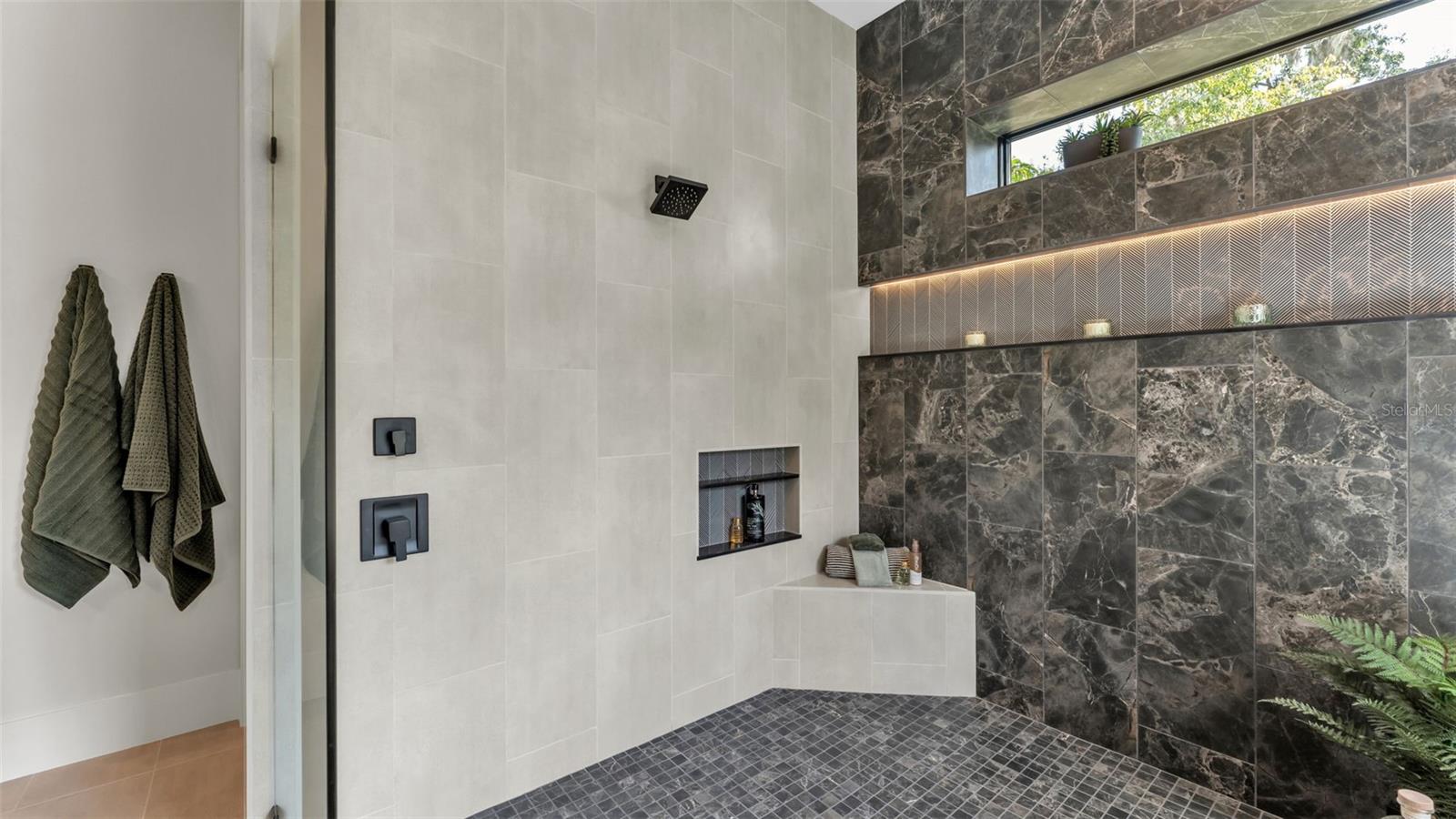 DELPHI HILLS - Residential