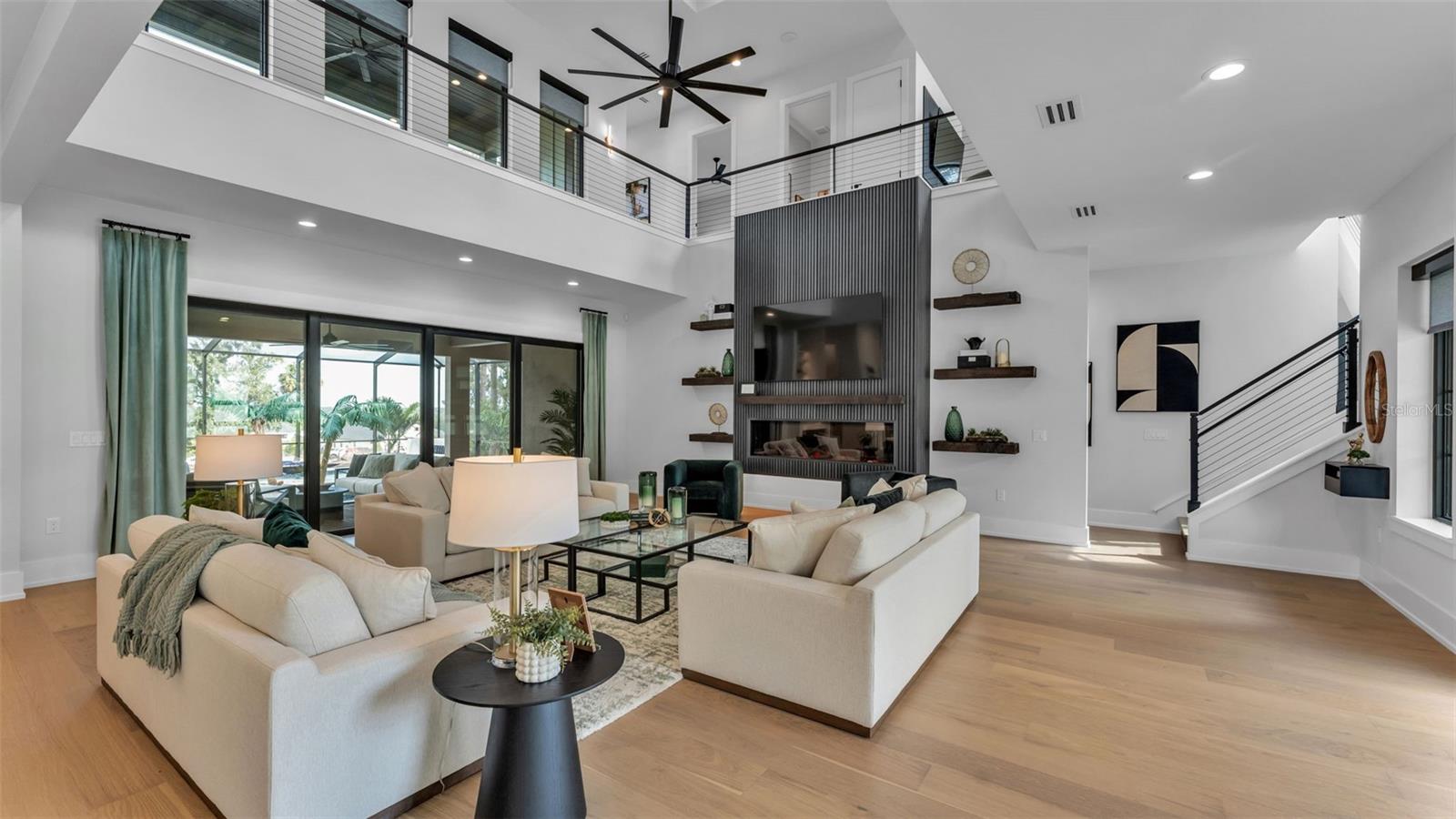 DELPHI HILLS - Residential