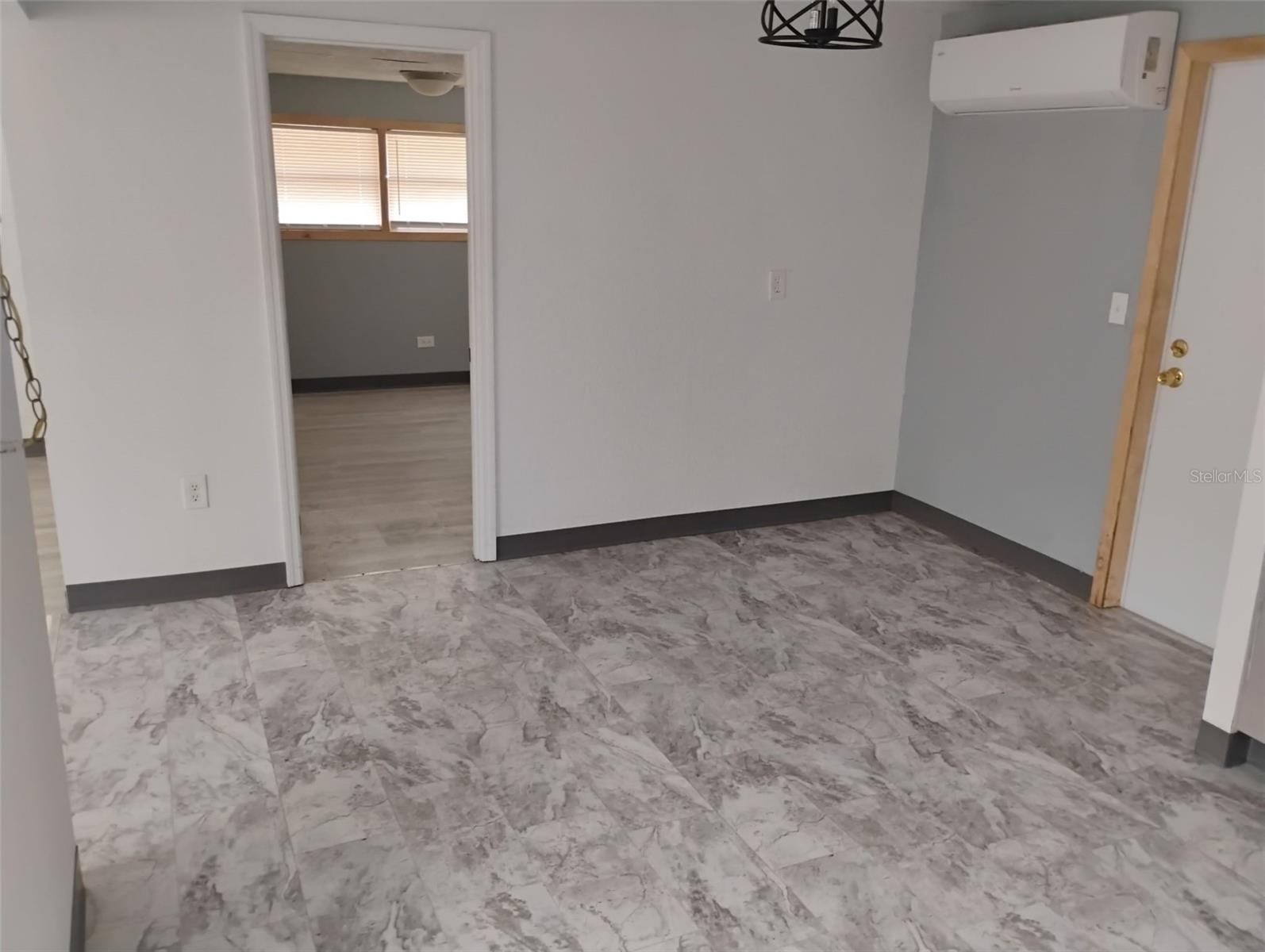 DIXIE GROVE ESTATES - Residential