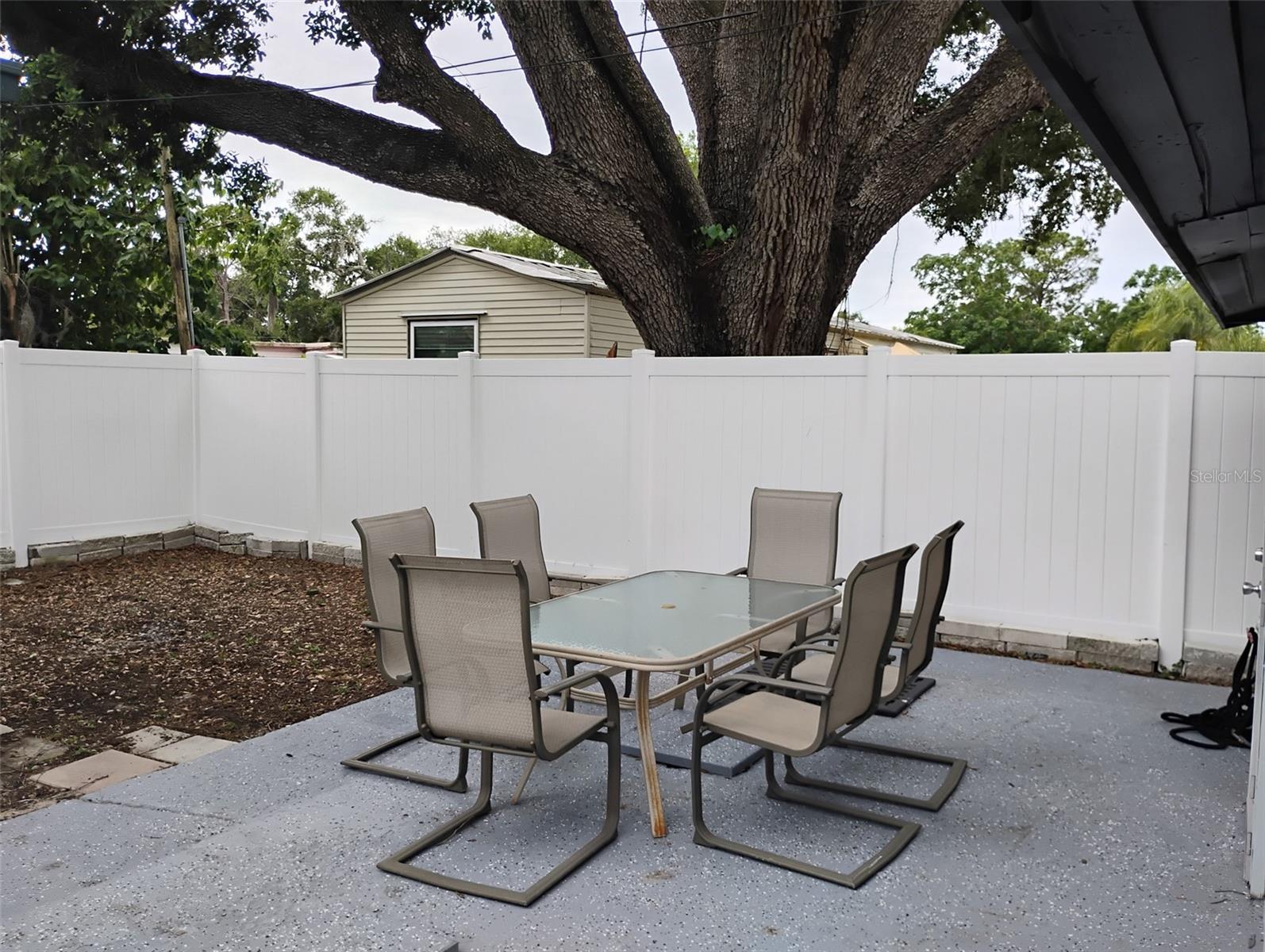 DIXIE GROVE ESTATES - Residential