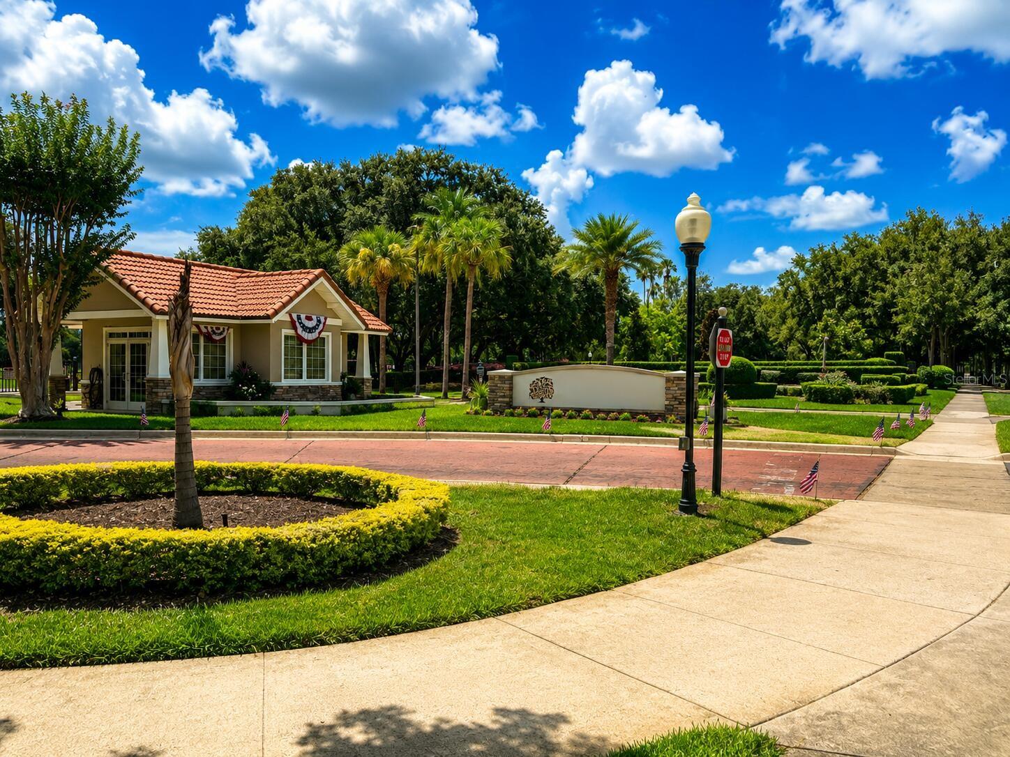 ORANGE TREE COUNTRY CLUB - Residential