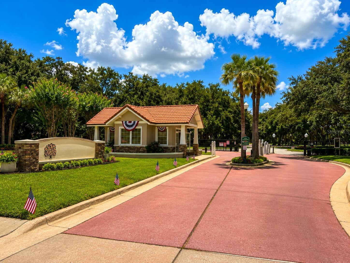 ORANGE TREE COUNTRY CLUB - Residential