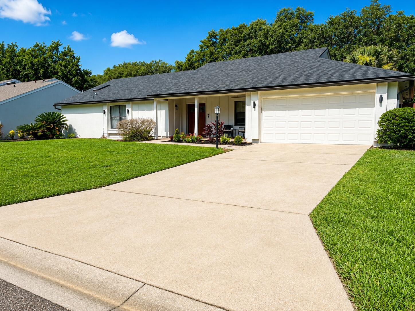 ORANGE TREE COUNTRY CLUB - Residential