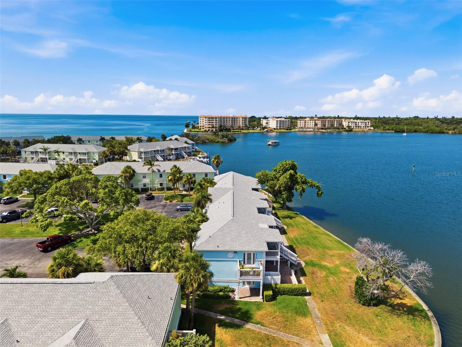 WATERSIDE AT COQUINA KEY SOUTH - Residential