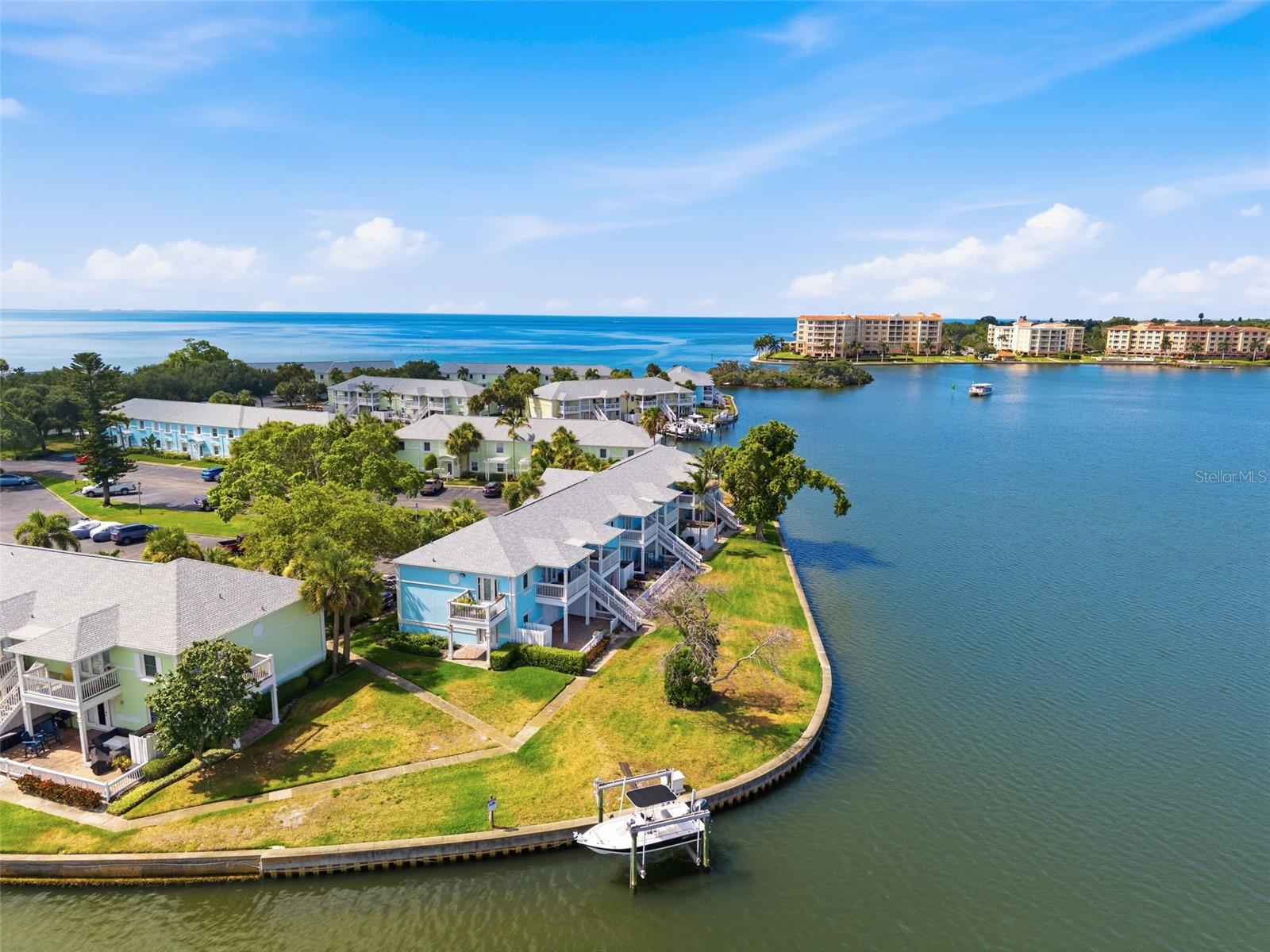 WATERSIDE AT COQUINA KEY SOUTH - Residential