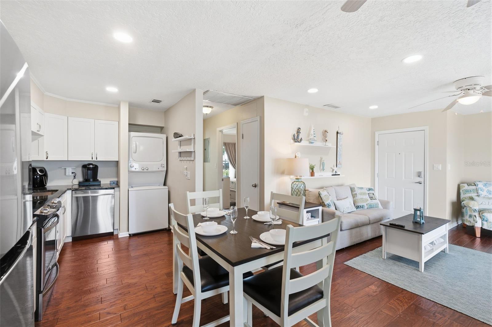 WATERSIDE AT COQUINA KEY SOUTH - Residential