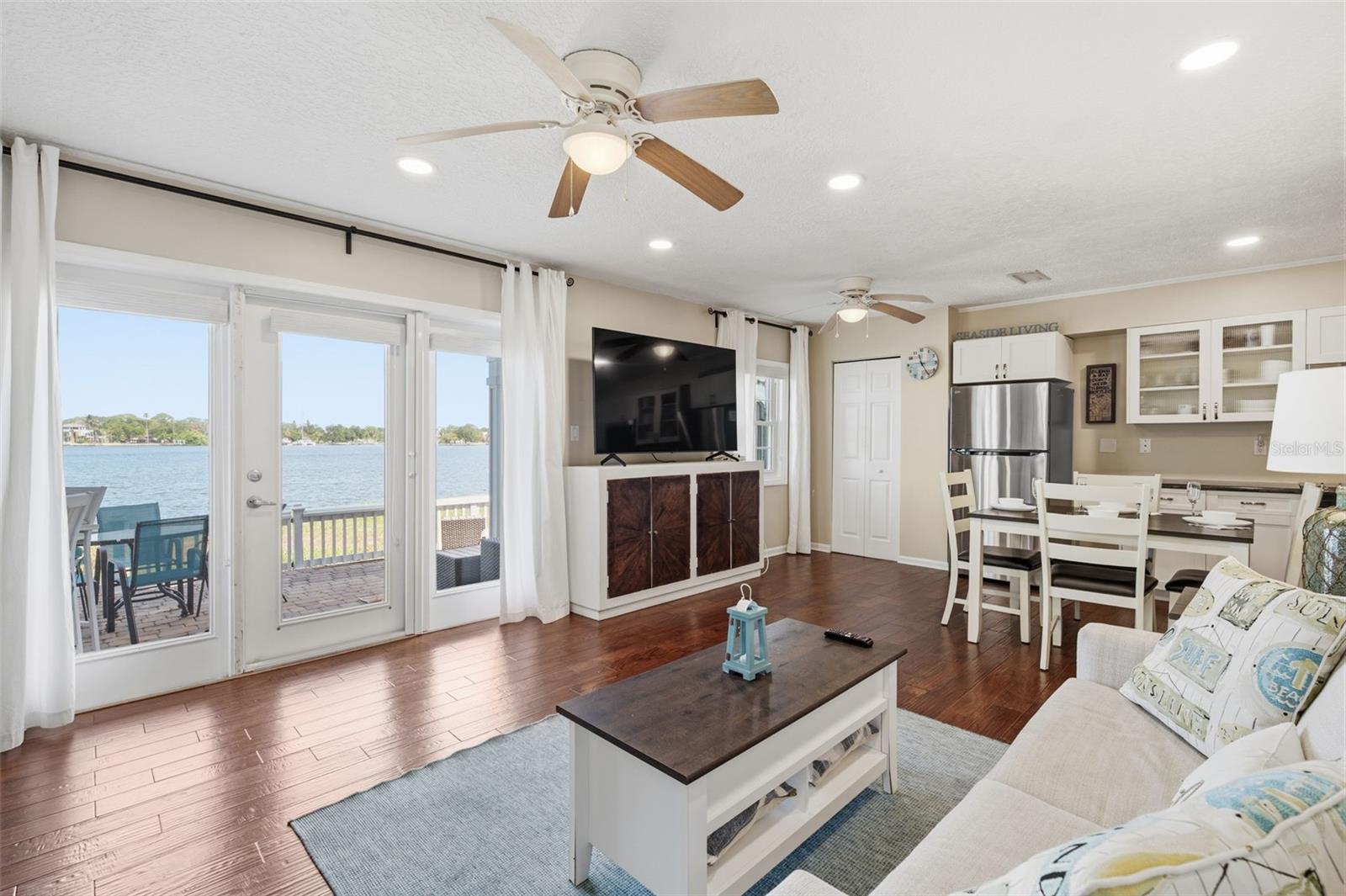 WATERSIDE AT COQUINA KEY SOUTH - Residential