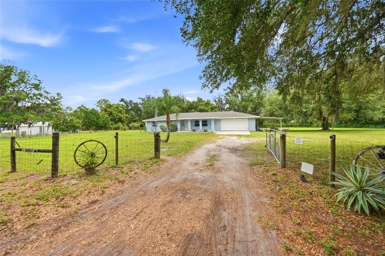 DESOTO ACRES - Residential