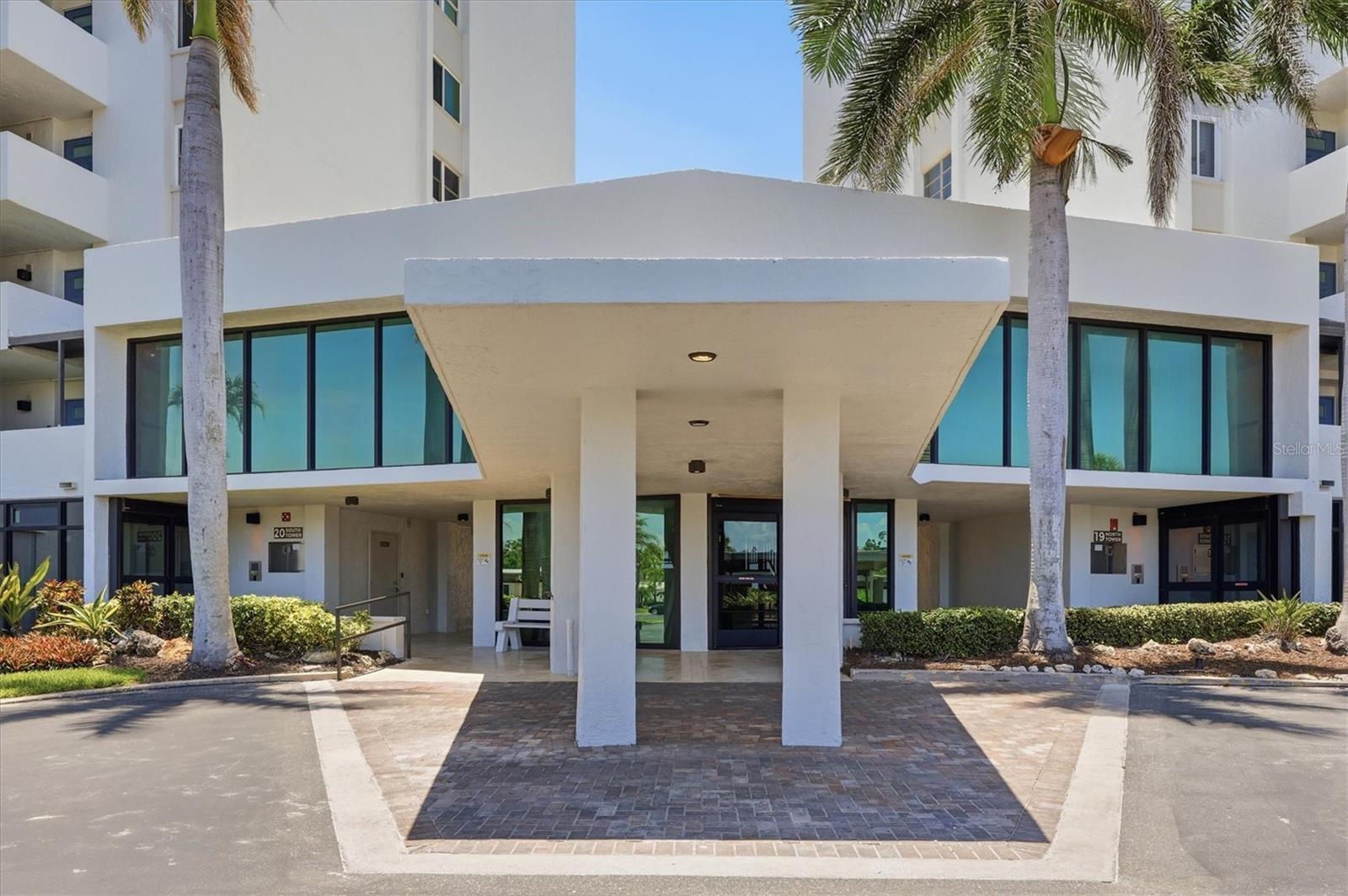 WHISPERING SANDS SEC 6 - Residential